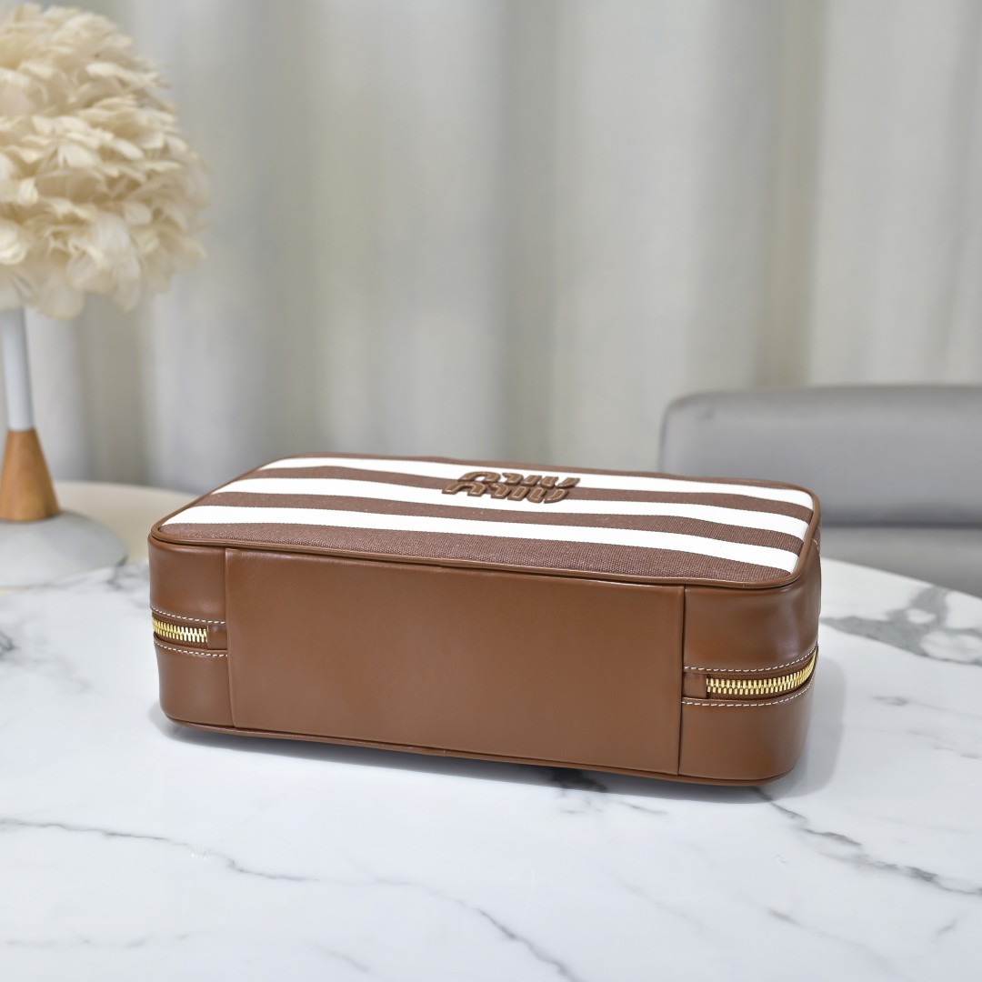 MiuMiu 5BB117 ブラウンストライプ トートバッグ キャンバス ブラウン - 画像 4