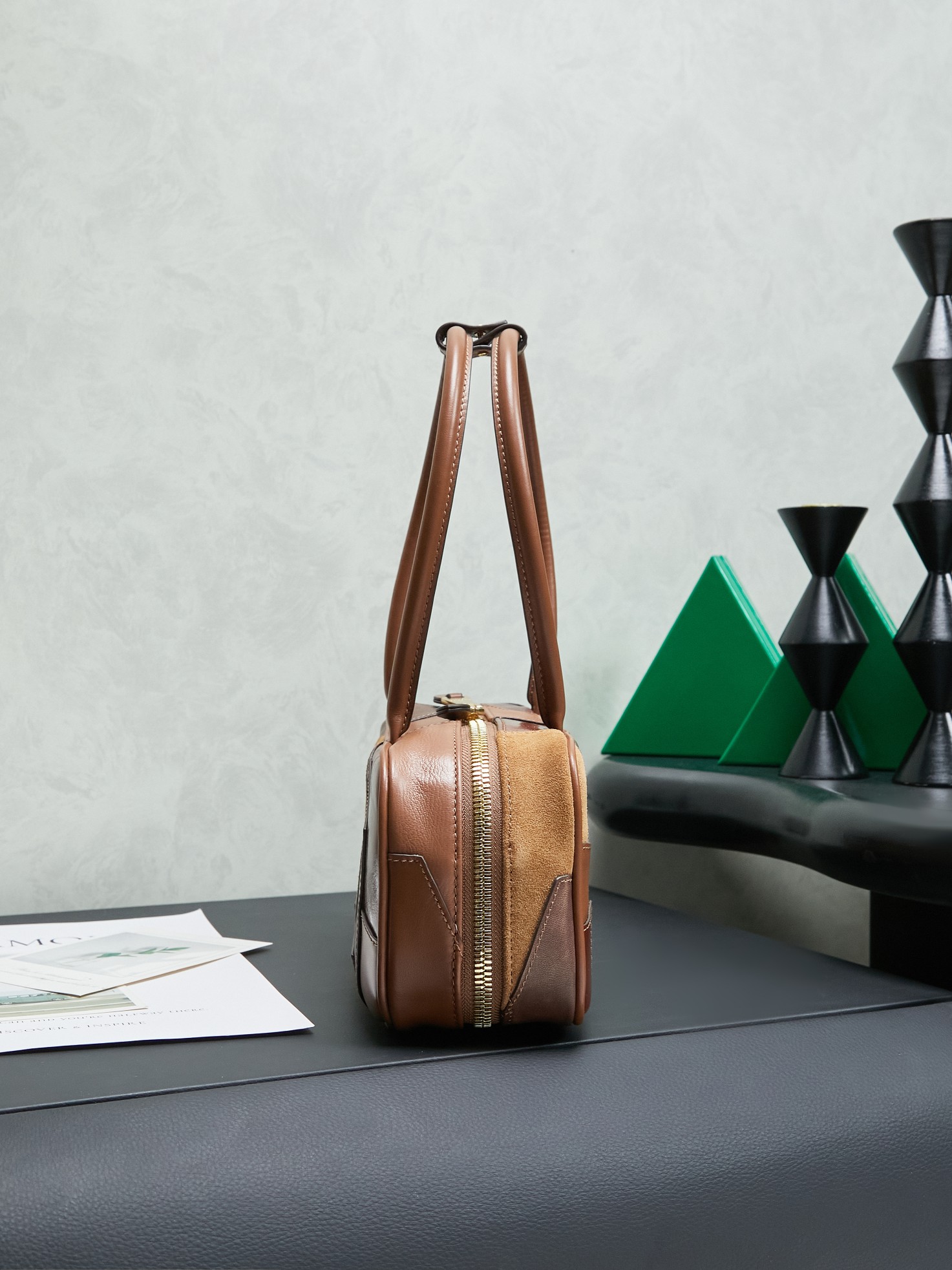 Miu Miu レザー バッグ パッチワーク ブラウン - 画像 3