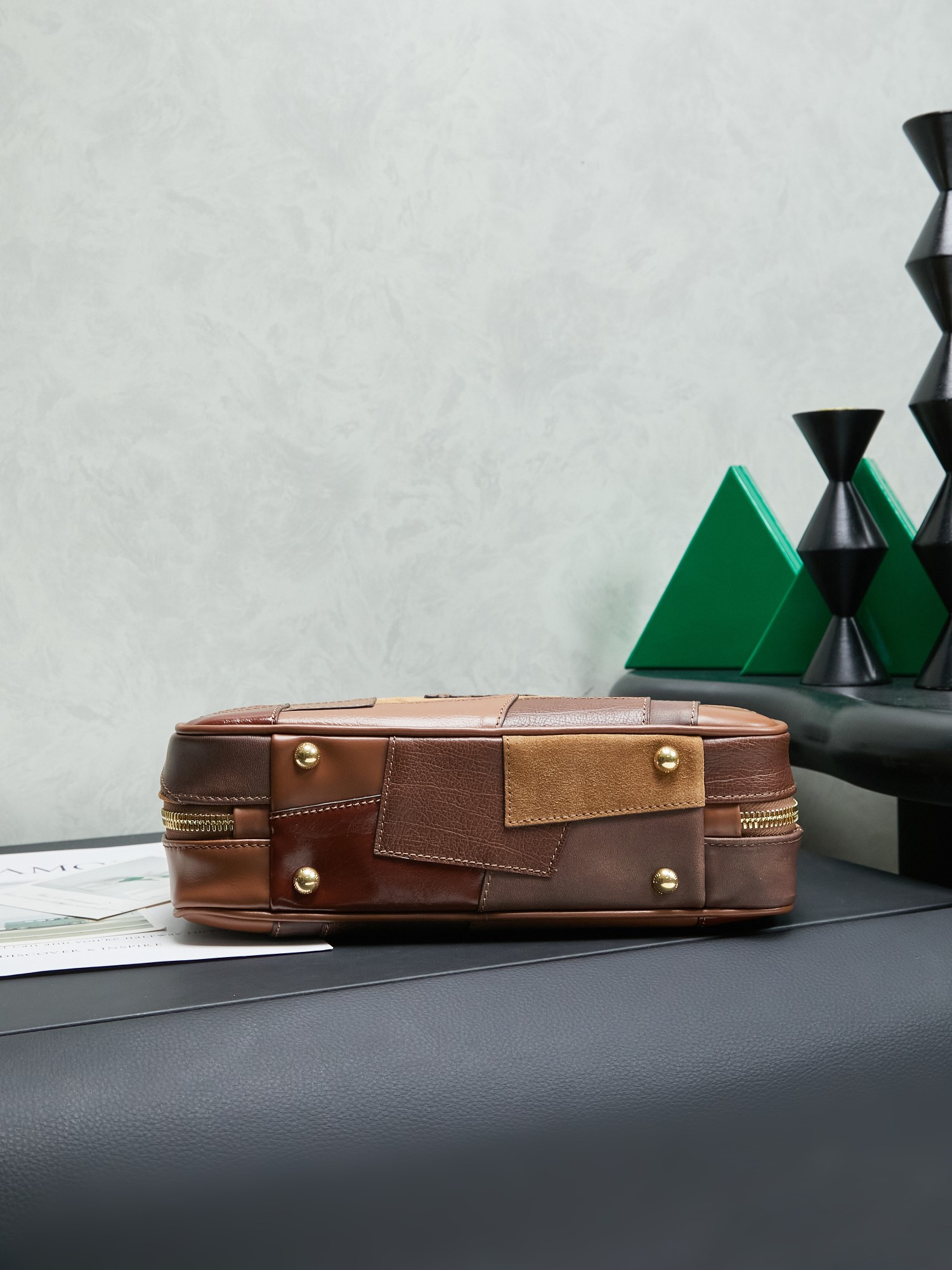 Miu Miu レザー バッグ パッチワーク ブラウン - 画像 4