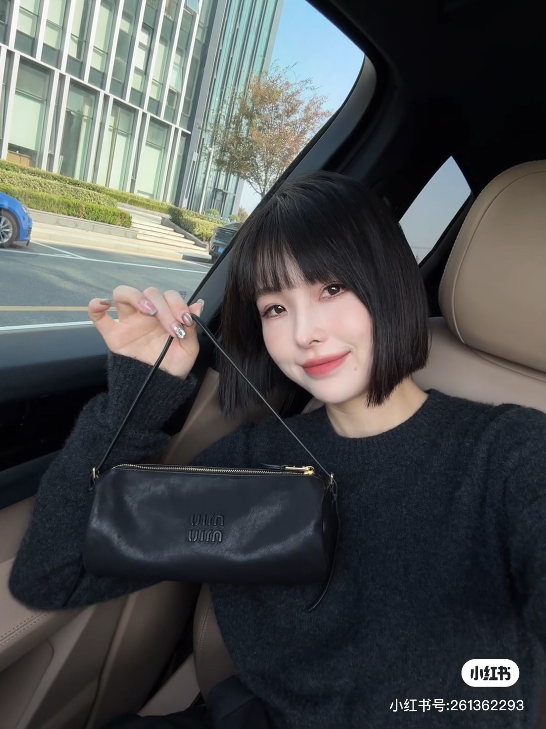 MiuMiu バッグ|コンパクト|黒|レザー - 画像 2