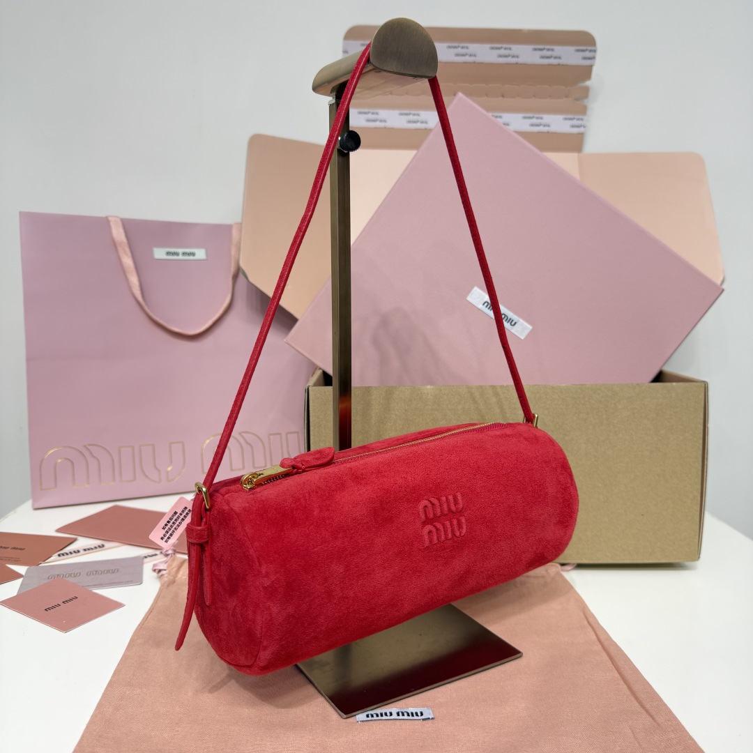Miu Miu サイドバッグ | レッド | ファブリック | MADE IN ITALY - 画像 2