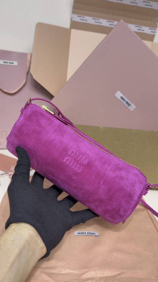 ミュウミュウ ポーチ ロングウォレット 軽量 青紫