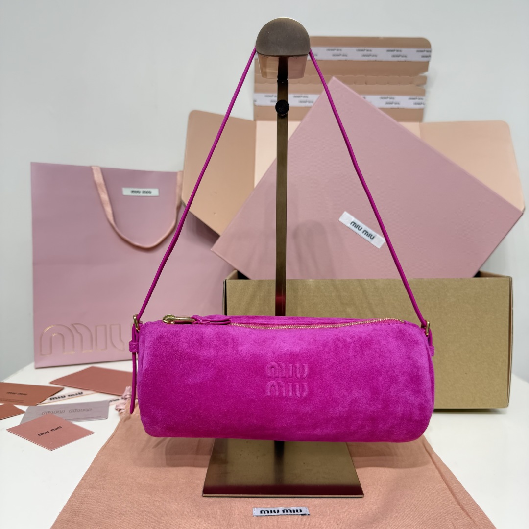 Miu Miu ボストンバッグ ロングショルダー ピンク スエード製