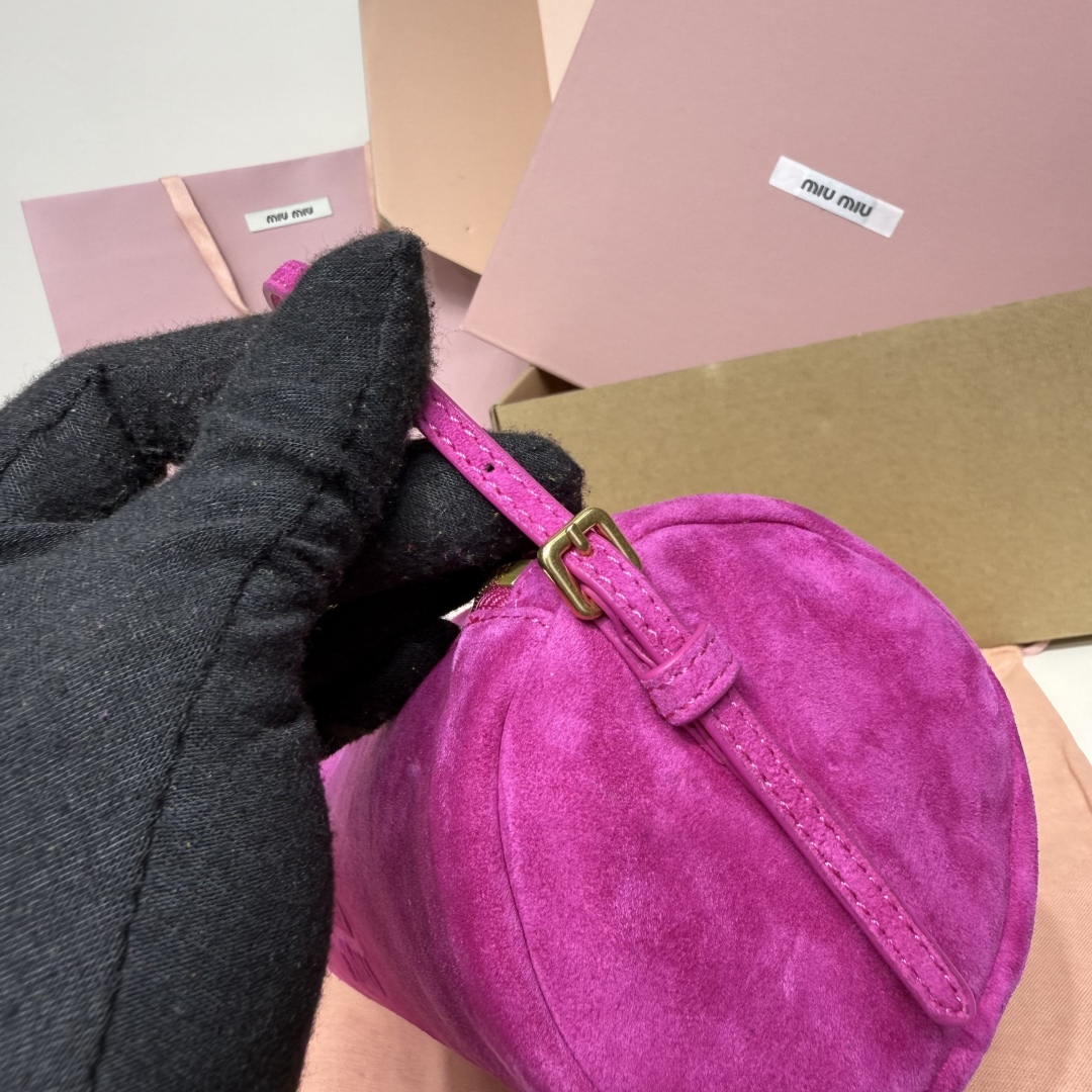 Miu Miu ボストンバッグ ロングショルダー ピンク スエード製 - 画像 7