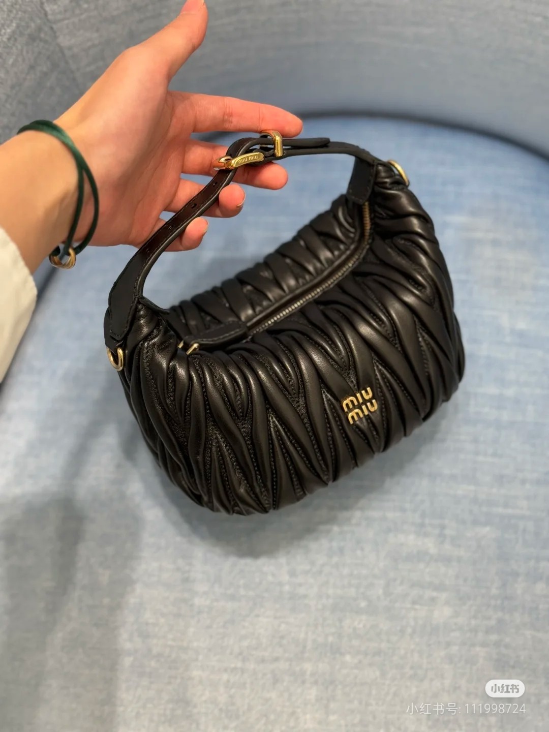 Miu Miu ハンドバッグ ラッピング加工 黒