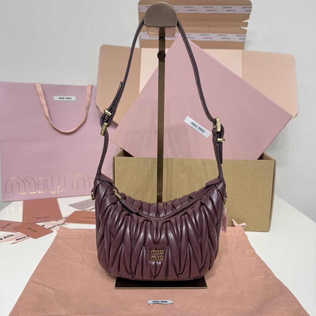 Miu Miu レディース ハンドバッグ コンパクト ブラウン レザー