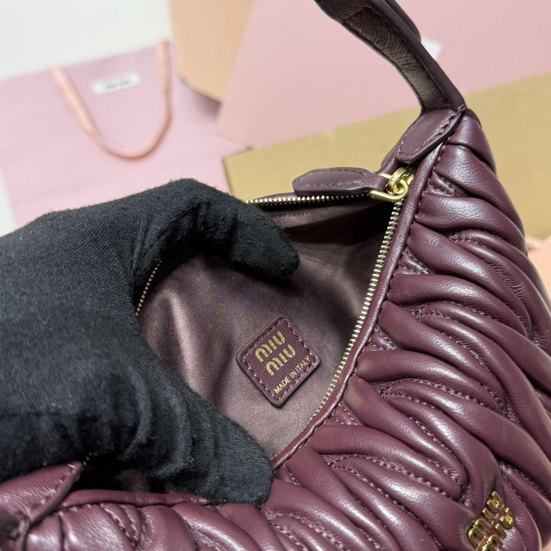 Miu Miu レディース ハンドバッグ コンパクト ブラウン レザー - 画像 9