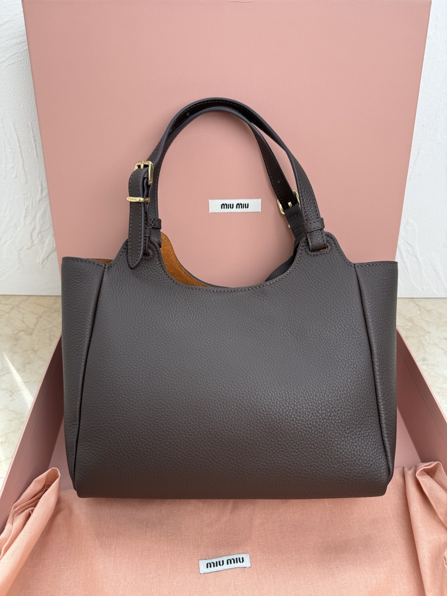 Miu Miu ハンドバッグ ロック付き ブラック - 画像 2