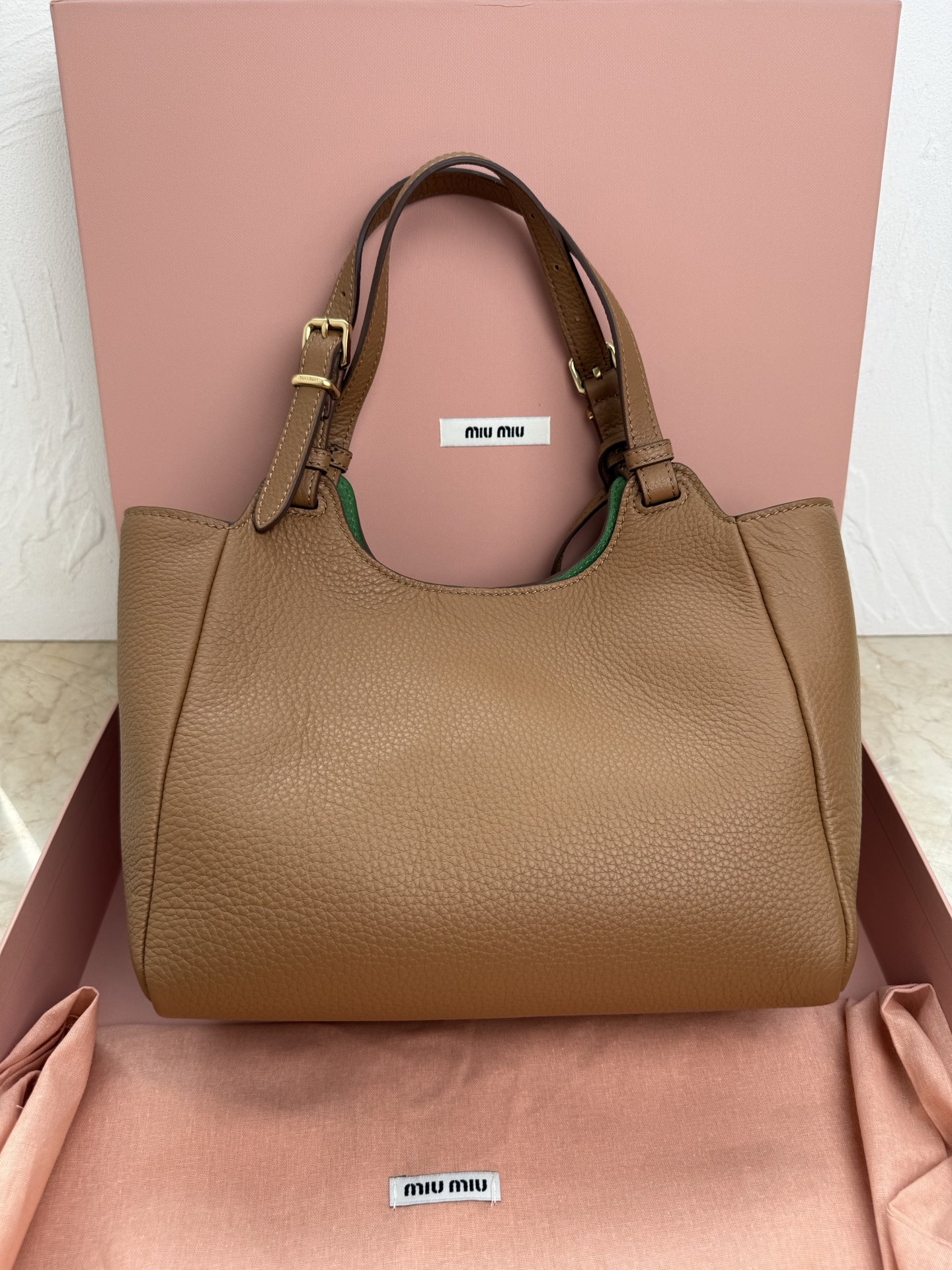 Miu Miu ハンドバッグ | トートバッグ | コンパクト | ベージュ/グリーン - 画像 2