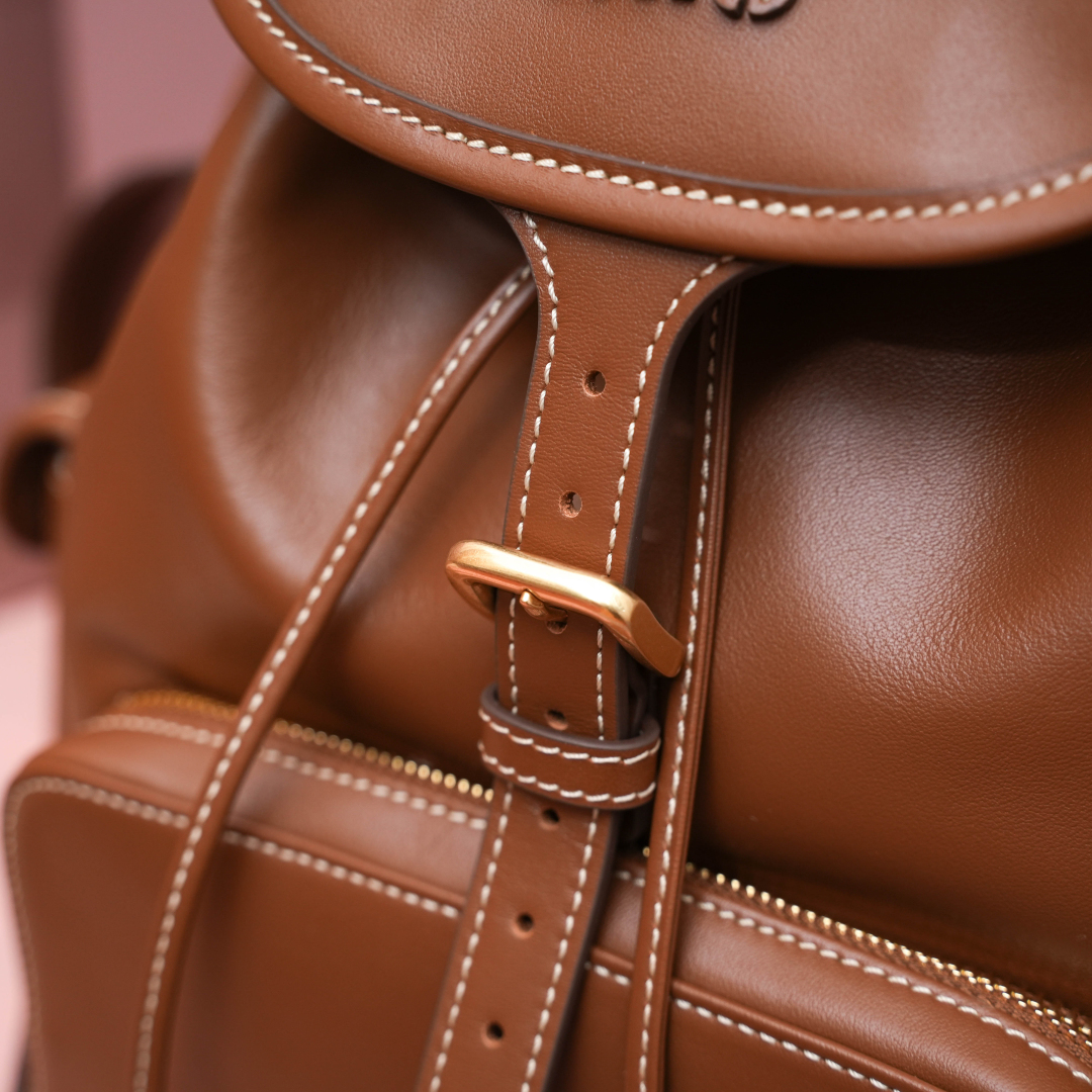 Miu Miu レディース リュック 本革 ブラウン - 画像 7