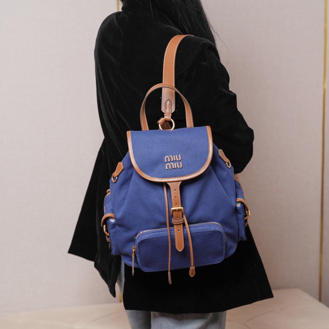 Miu Miu リュックサック | ブルー リュック ブルー ナイロン素材 - 画像 3