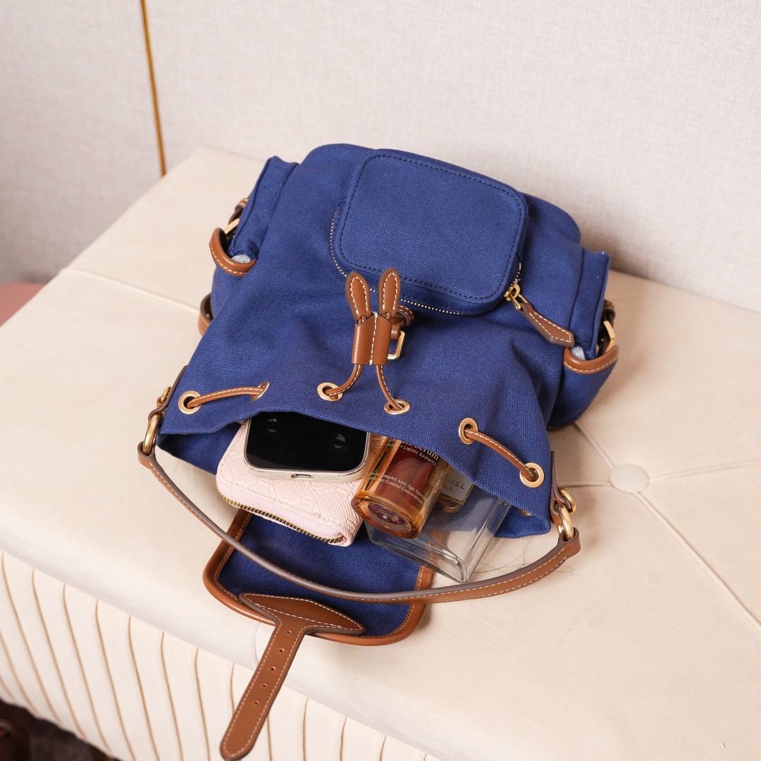 Miu Miu バックパック | リュック | ベルト調ストラップ | ブルー - 画像 6