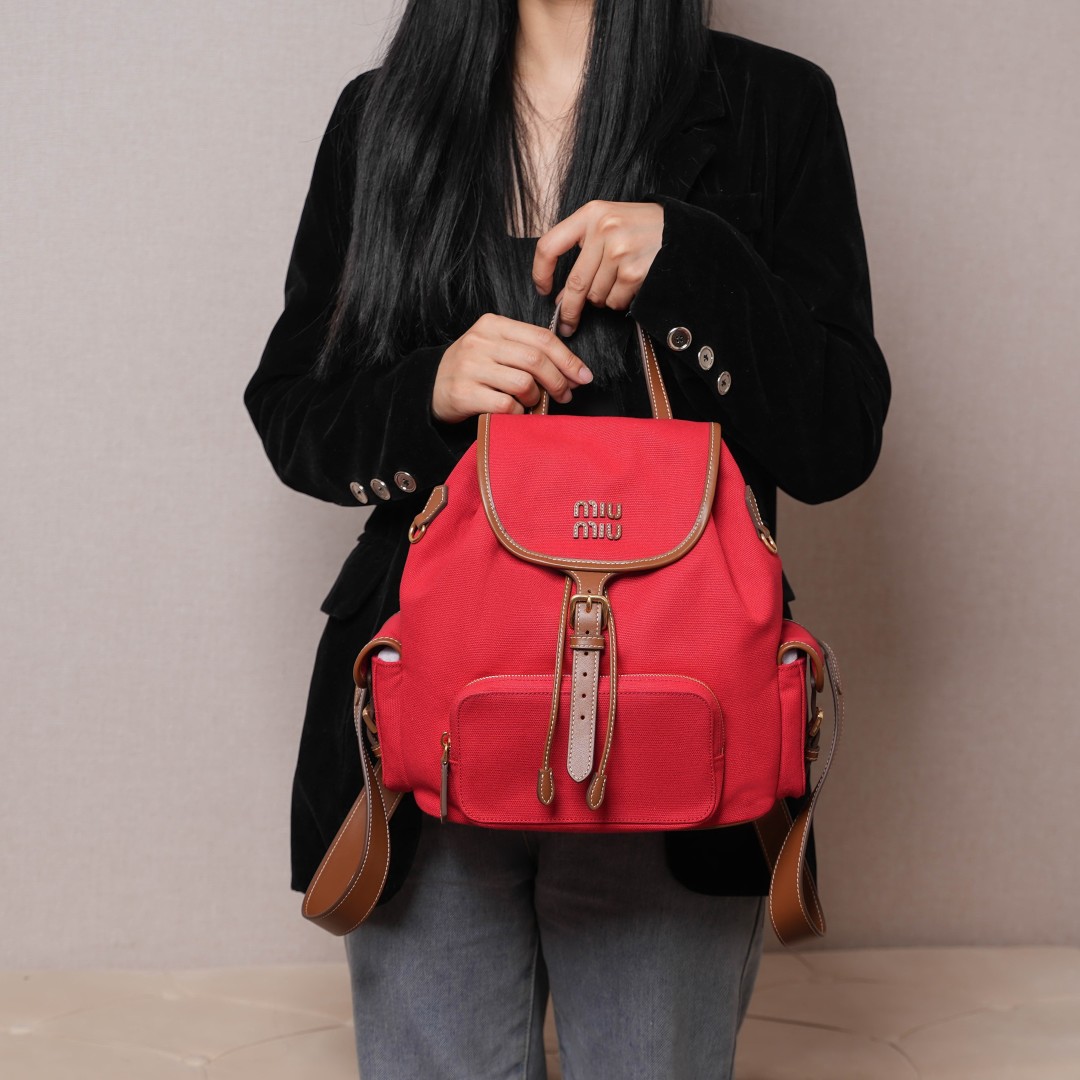 Miu Miu リュックサック | ハンドル付き | 軽量 | レッド - 画像 5