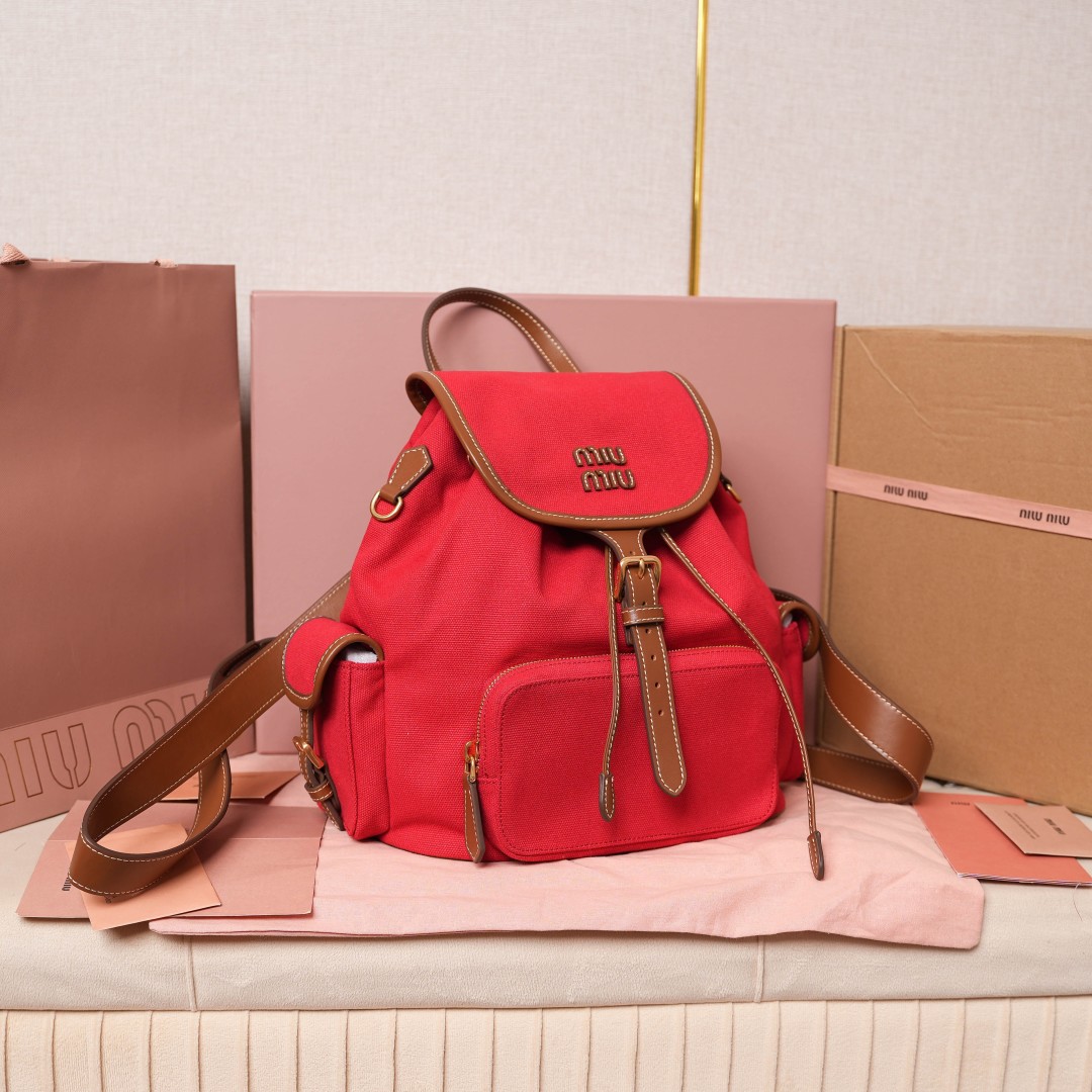 Miu Miu リュックサック | 軽量|赤|キャンバス・レザー - 画像 2
