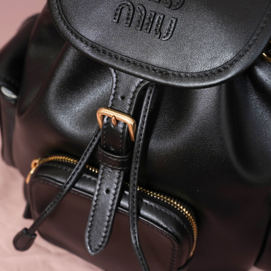 Miu Miu バックパック|レザー|コンパクト|ブラック - 画像 7