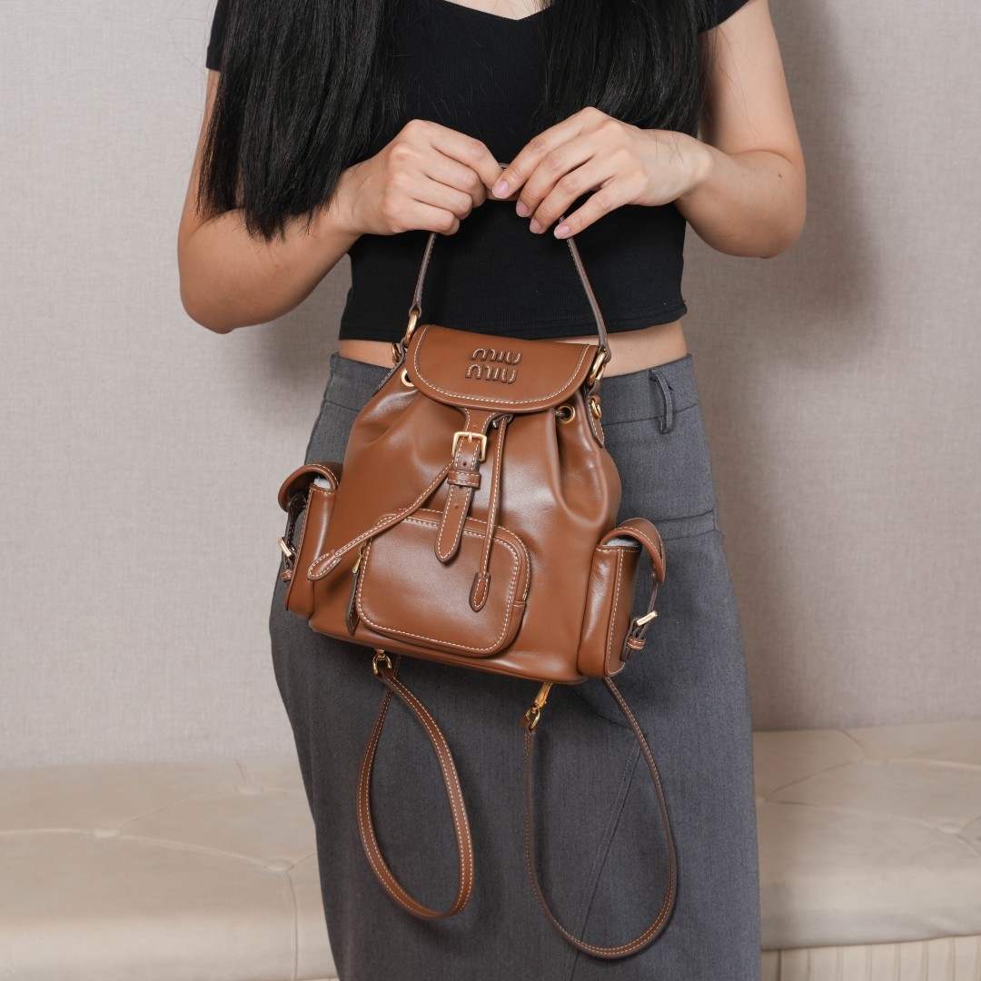 Miu Miu リュックサック | コンパクト | ブラウン - 画像 4