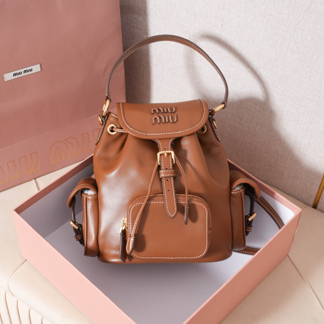 Miu Miu バッグ かばん ポケット付き ブラウン