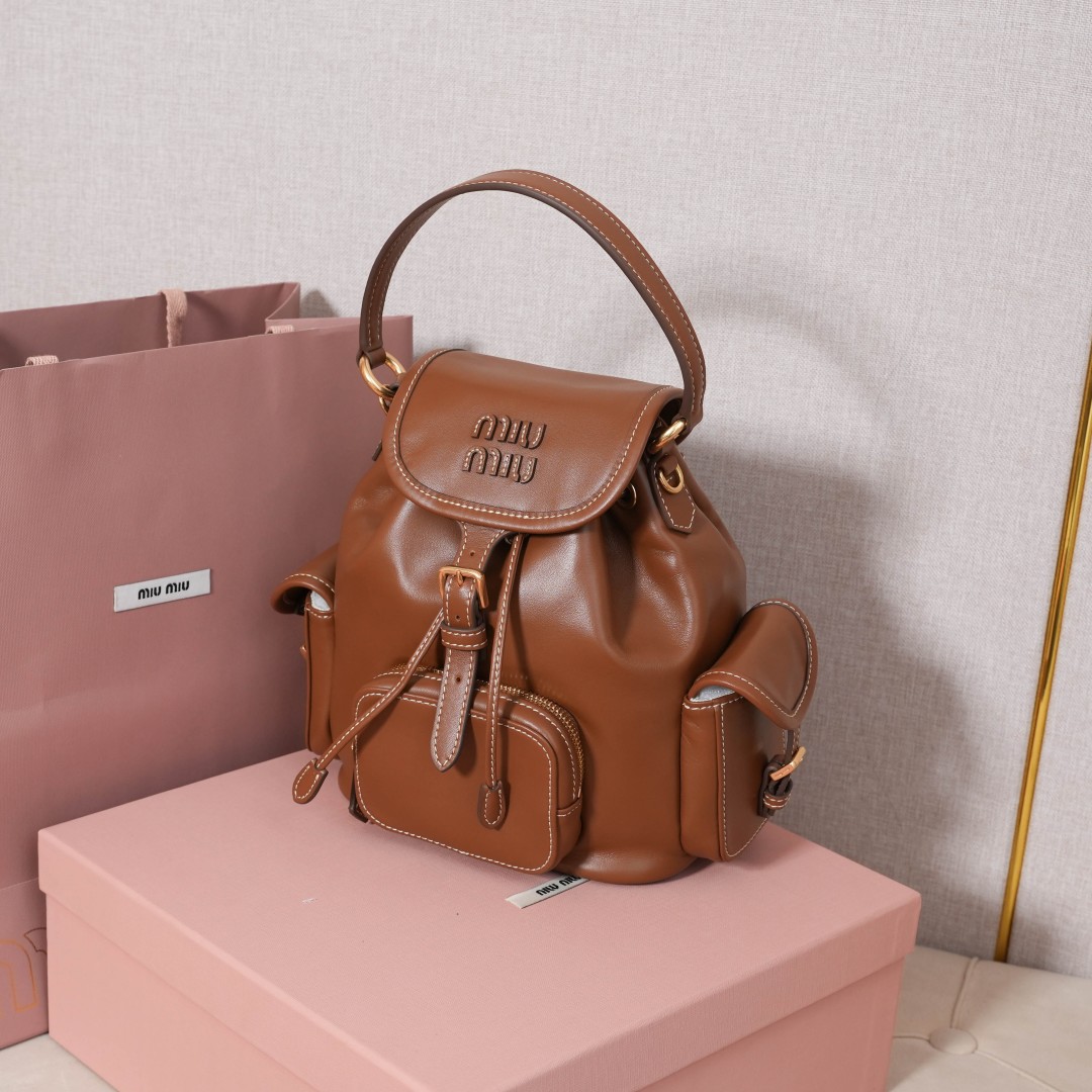 Miu Miu バッグ かばん ポケット付き ブラウン - 画像 3