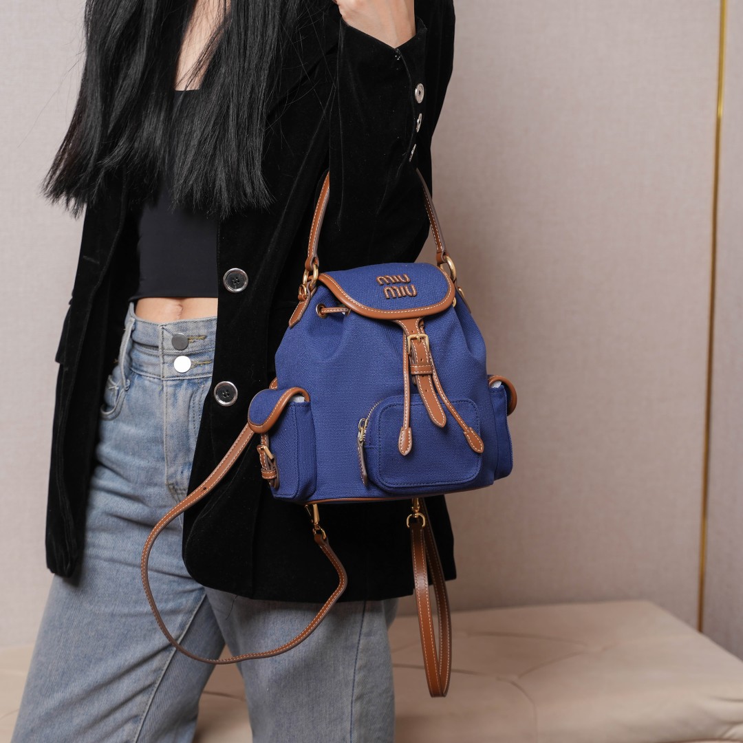 ミュウミュウ リュックサック 高級キャンバス素材 ブルー - 画像 2