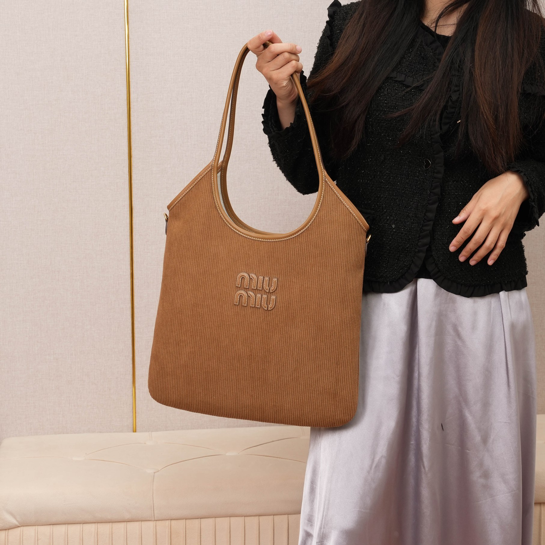 MIU MIU ハンドバッグ | コンパクト|ブラウン - 画像 6