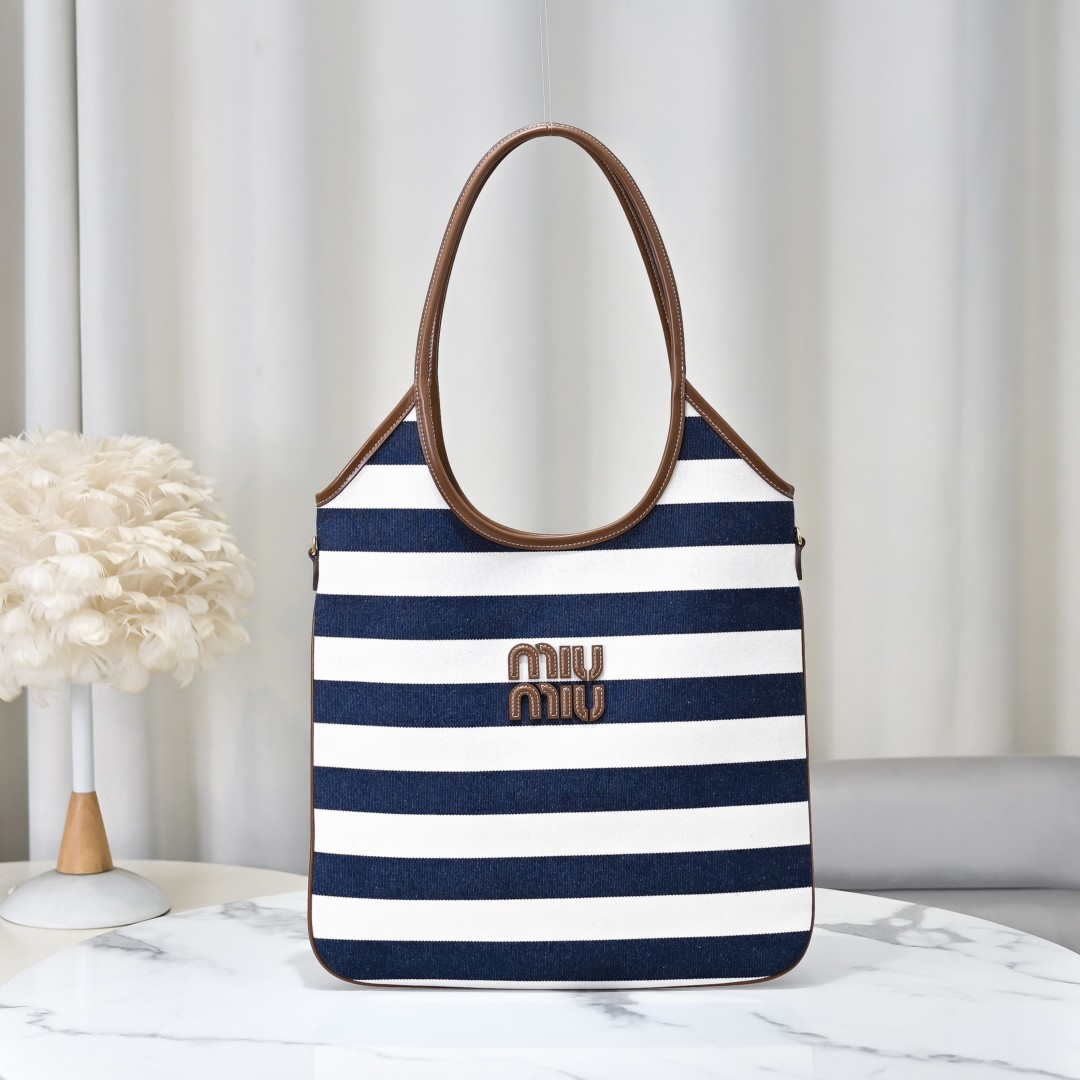 Miu Miu デニムトートバッグ|コンパクト|紺白ストライプ