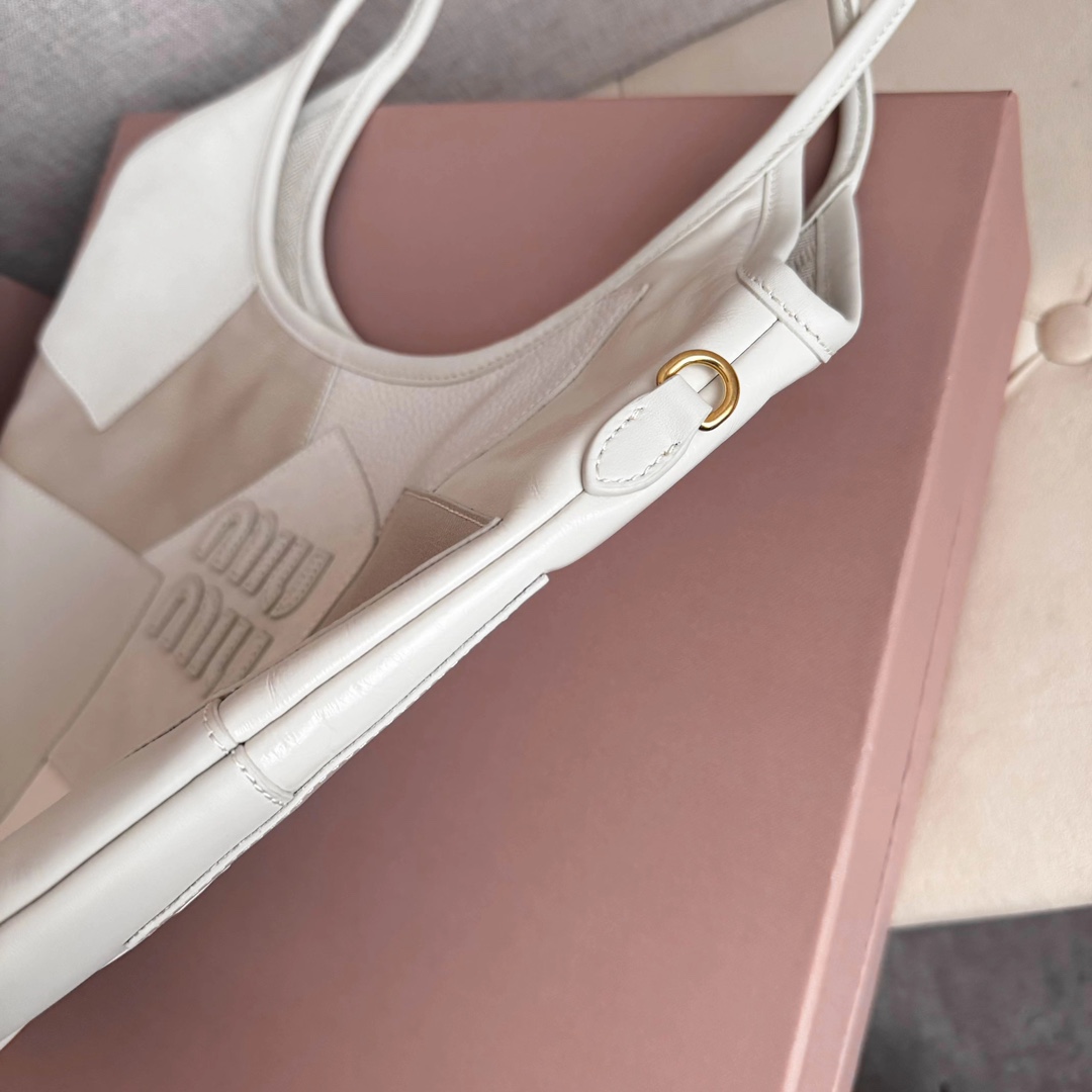 Miu Miu ハンドバッグ パッチワーク 白色|レザー|コンパクト - 画像 6