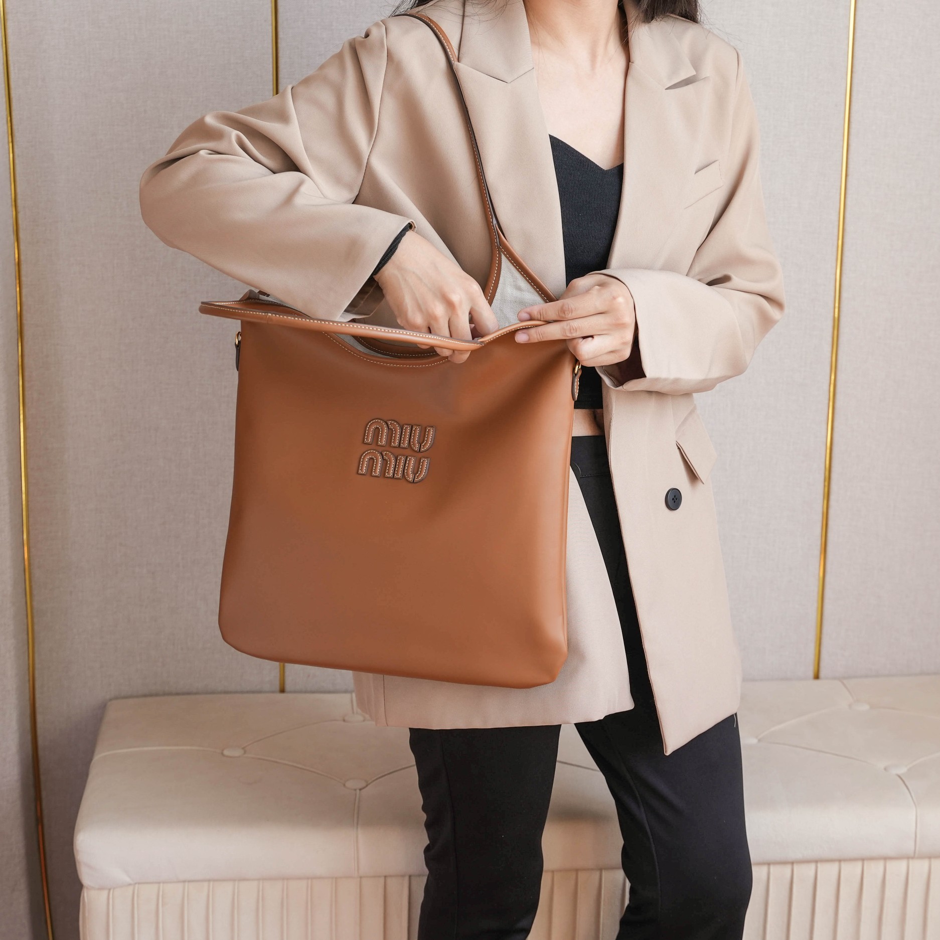 Miu Miu ハンドバッグ | レザー | ビジネス | ブラウン - 画像 6