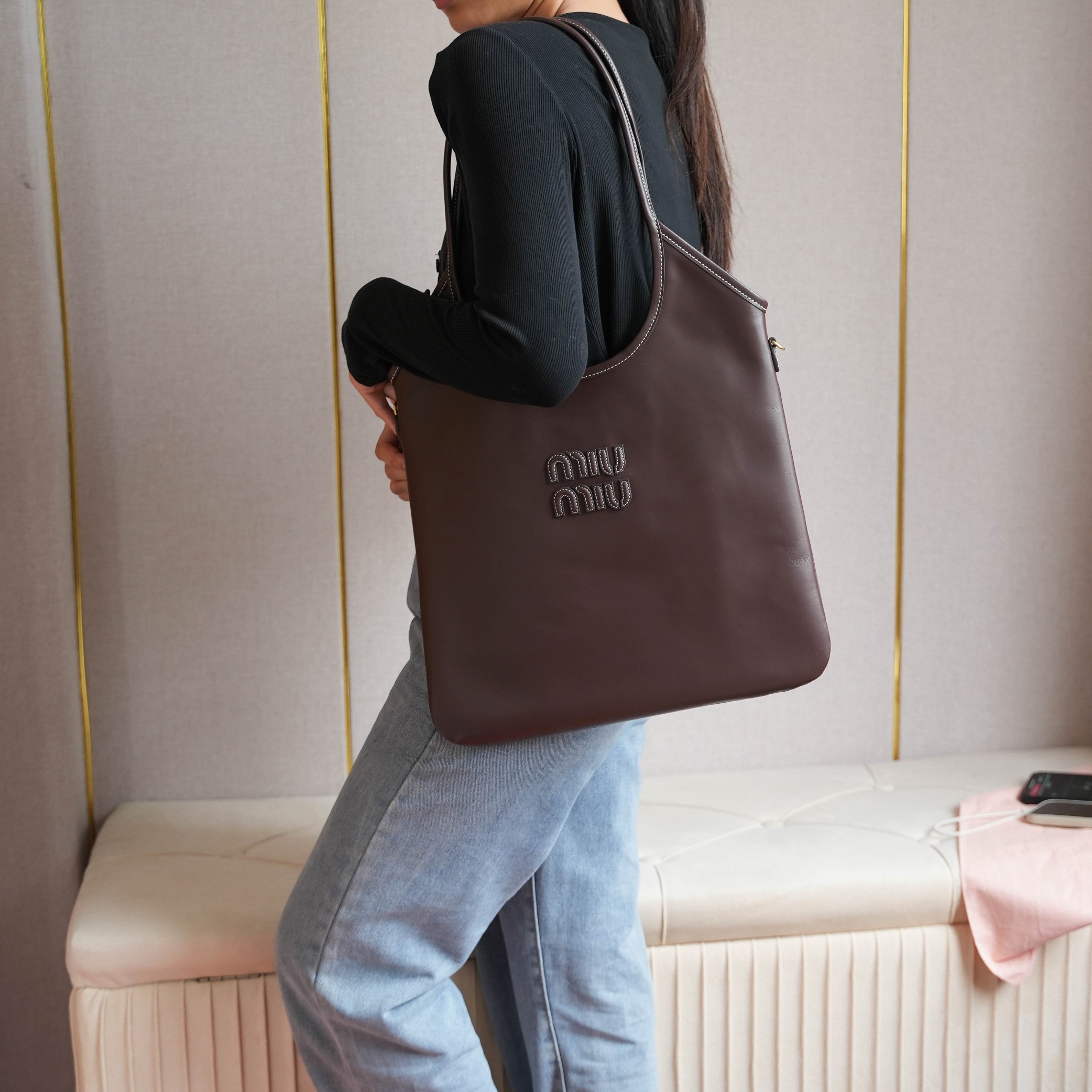 Miu Miu ハンドバッグ | レザー | ブラウン | コンパクト収納