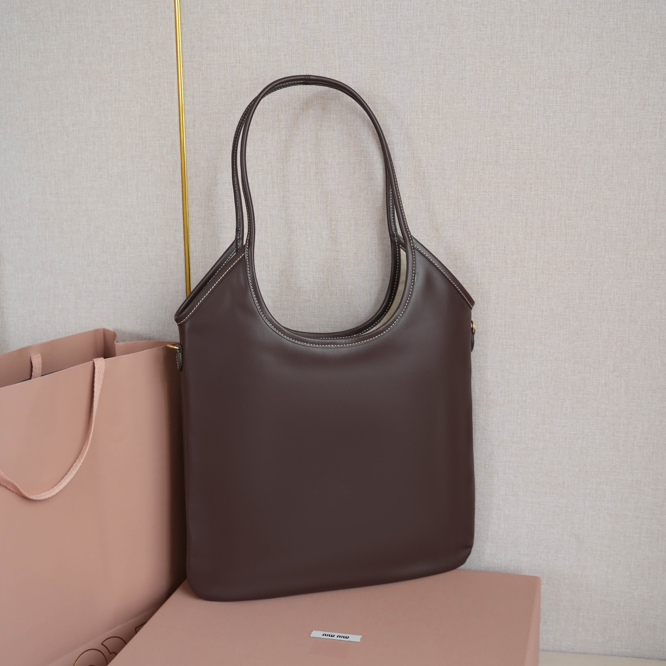 Miu Miu ハンドバッグ | ロゴ刺繍 | ブラウン - 画像 3
