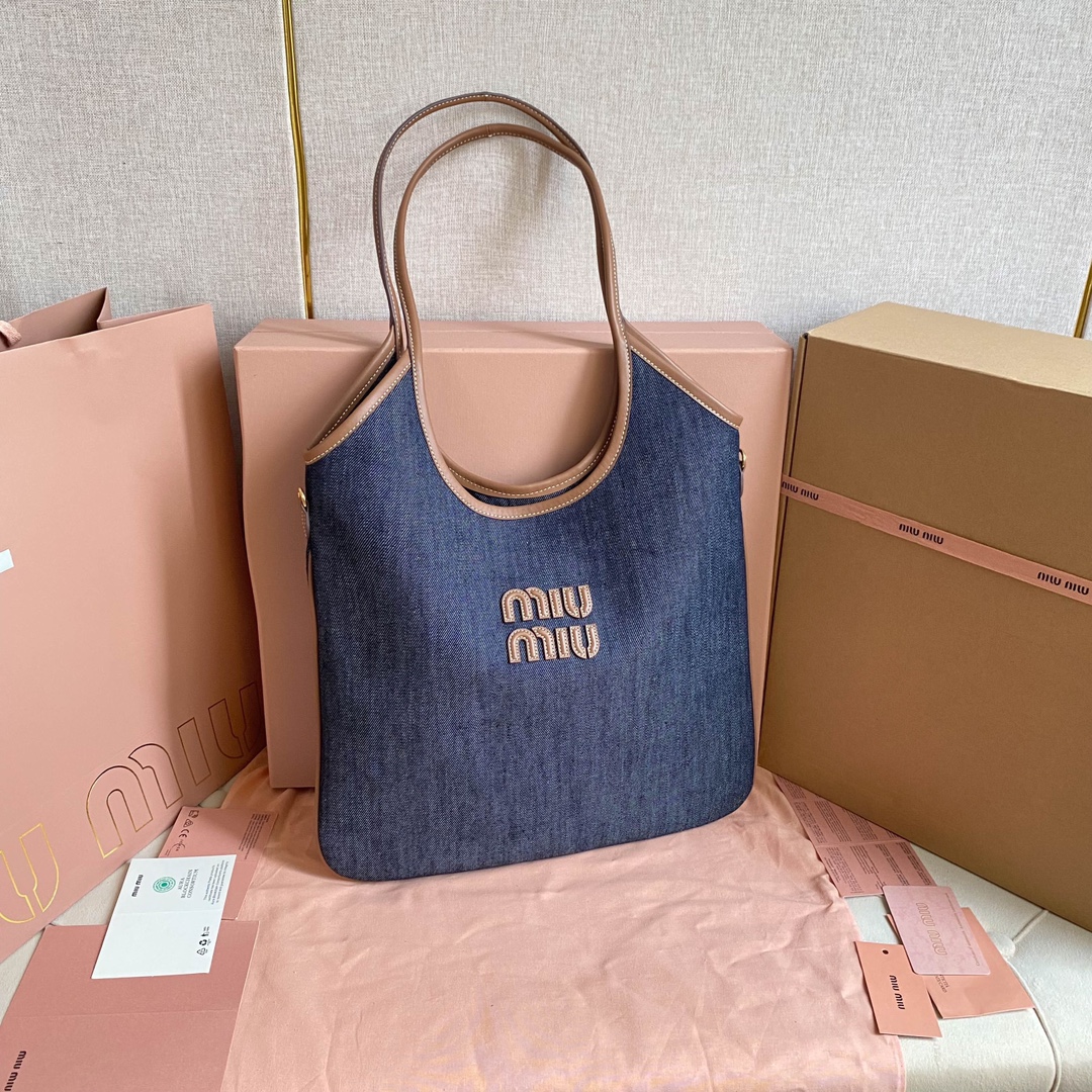 Miu Miu デニムトートバッグ | 軽量|ネイビー