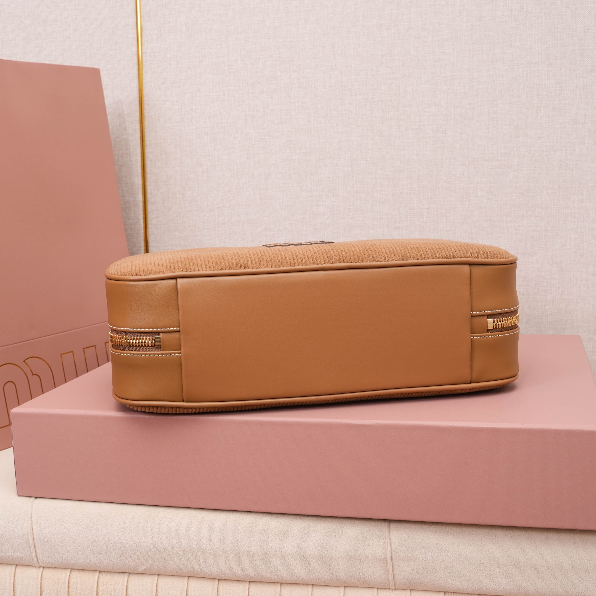 Miu Miu ミュウミュ キャンバスバッグ | コンパクト|ブラウン - 画像 6