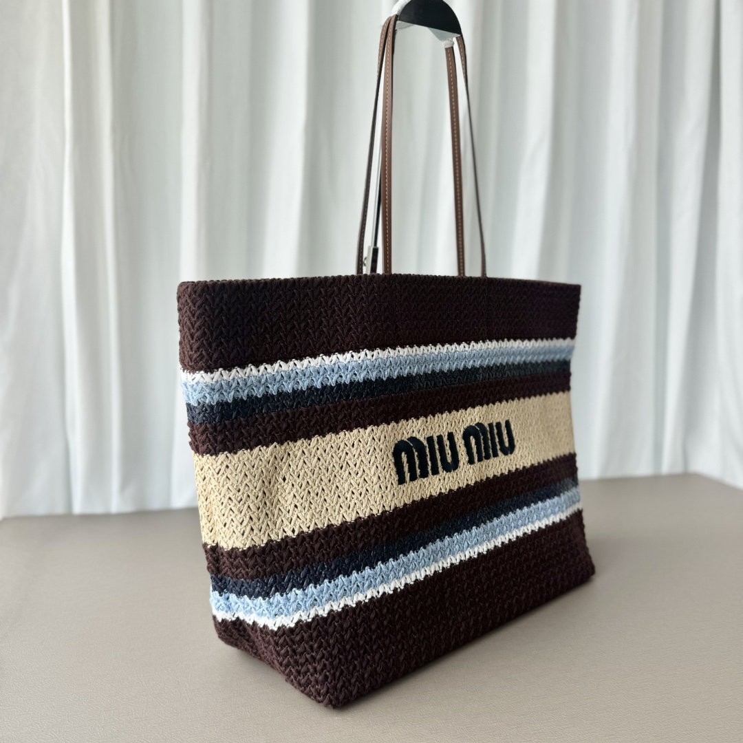 Miu Miu ミュウミュ トートバッグ | ラウンドトート | 軽量 | ブラウン/ベージュ/ブルー - 画像 3