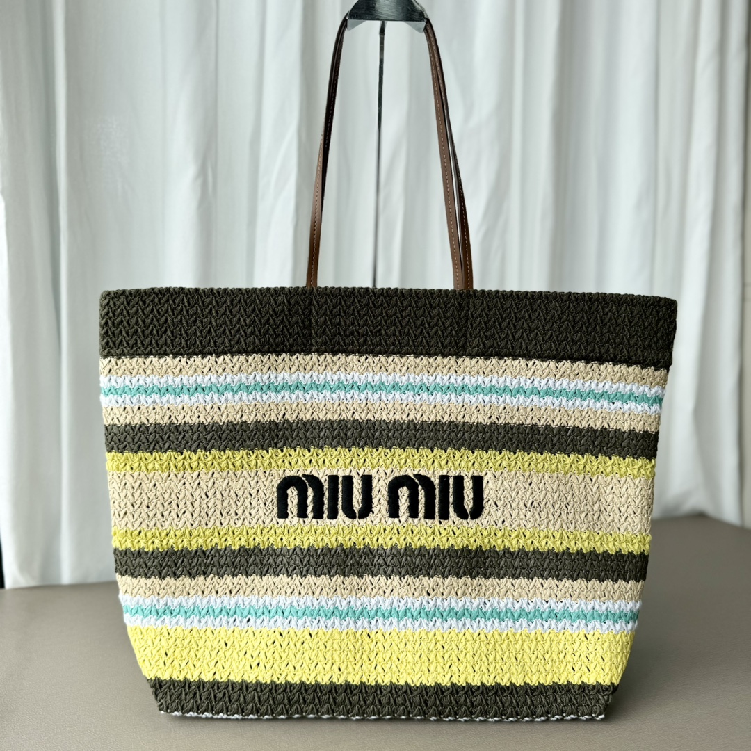 MIU MIU ミュウミュ トートバッグ | ラウンドトート | ハンドル | カラー:ブラック/イエロー/ホワイト/ブルー/グリーン/ブラウン