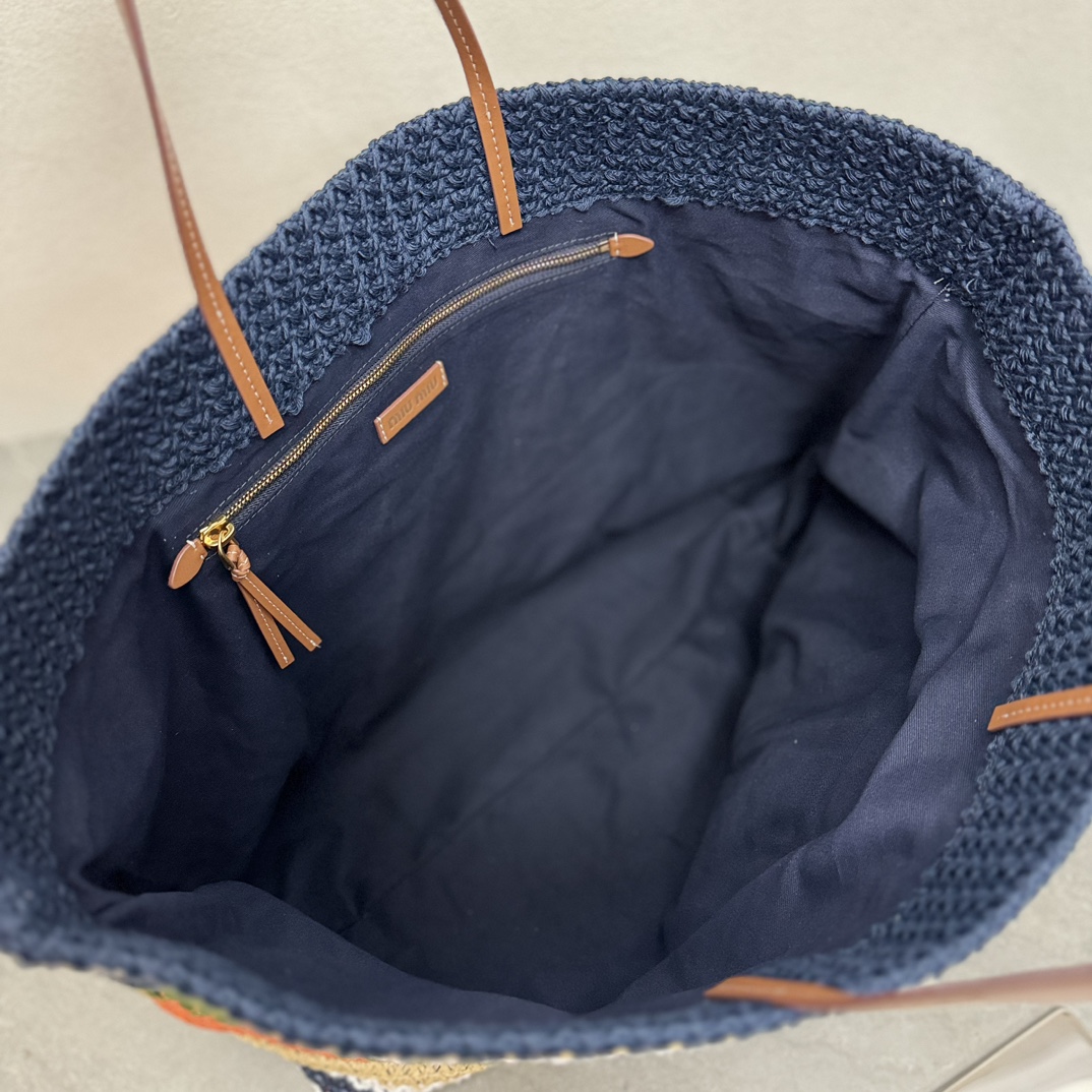 Miu Miu ストライプ ミニトートバッグ | 軽量|オレンジ/ネイビー/オリーブ/ベージュ - 画像 7