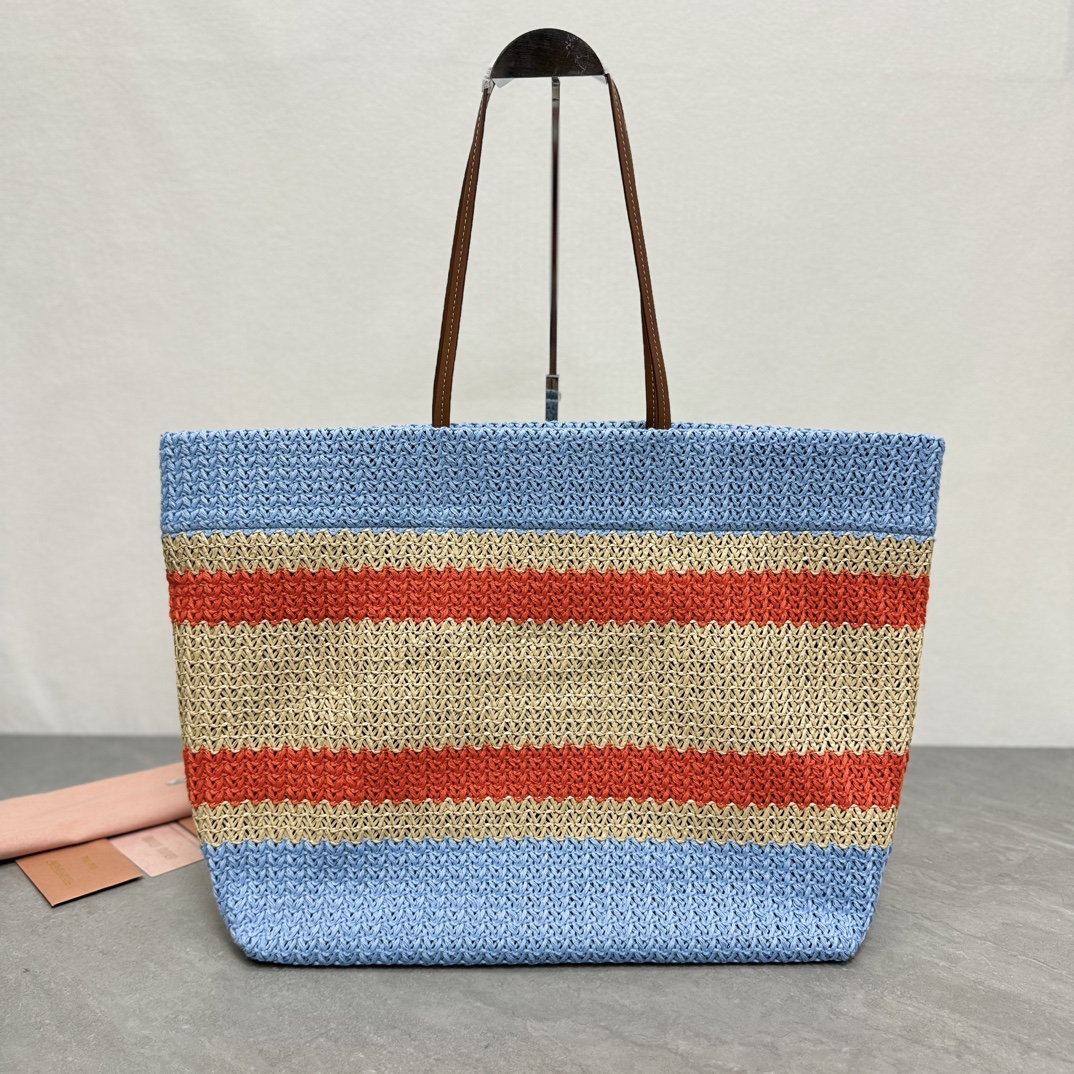 Miu Miu ミュウミュ ワイドトートバッグ | ストライプ ランニングライン カラー:ブルー|素材:ポリエステル・レザー - 画像 2