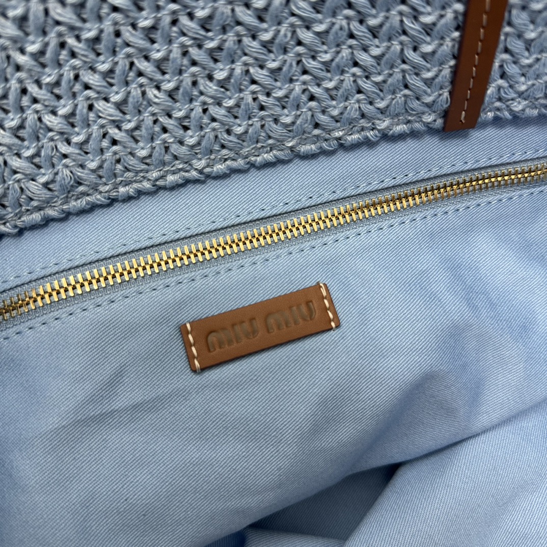 Miu Miu ミュウミュ ワイドトートバッグ | ストライプ ランニングライン カラー:ブルー|素材:ポリエステル・レザー - 画像 8