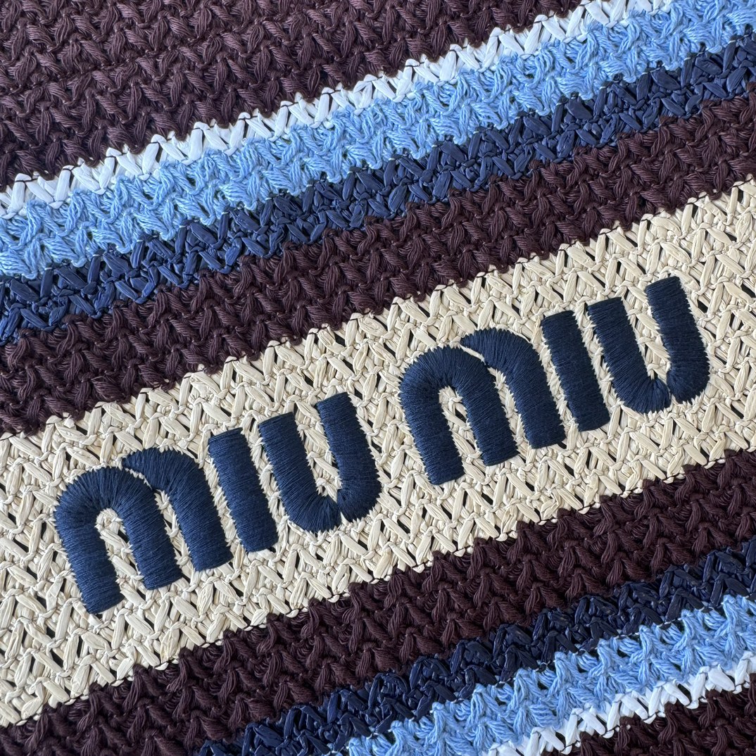 Miu Miu ミュウミュ ロゴトートバッグ ナチュラル ブラウン|ストライプ柄 トートバッグ - 画像 6