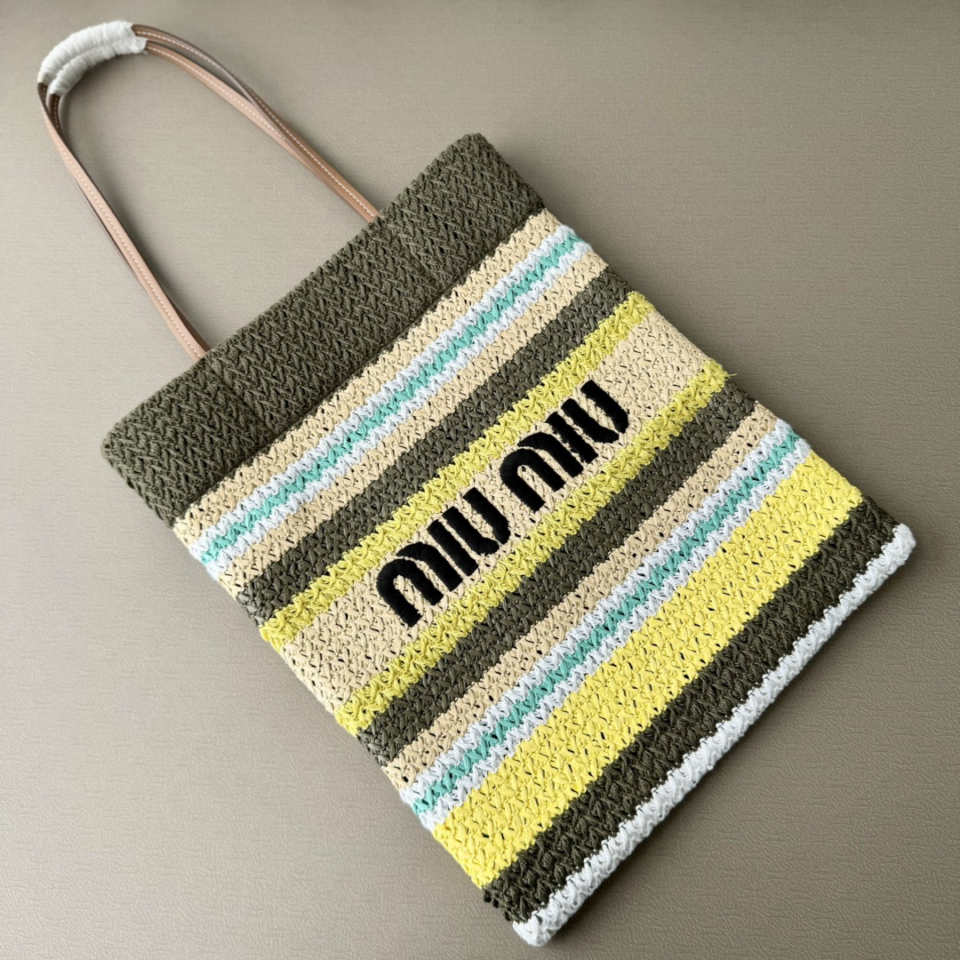 MIU MIU ハンドバッグ | ストライプ柄|レザー|黄緑系 - 画像 4