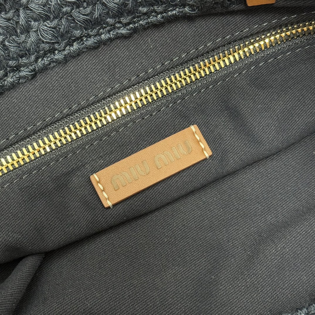 Miu Miu ミュウミュ ラフィアトートバッグ | マルチカラー | コンパクト収納 | レザーhandle - 画像 8