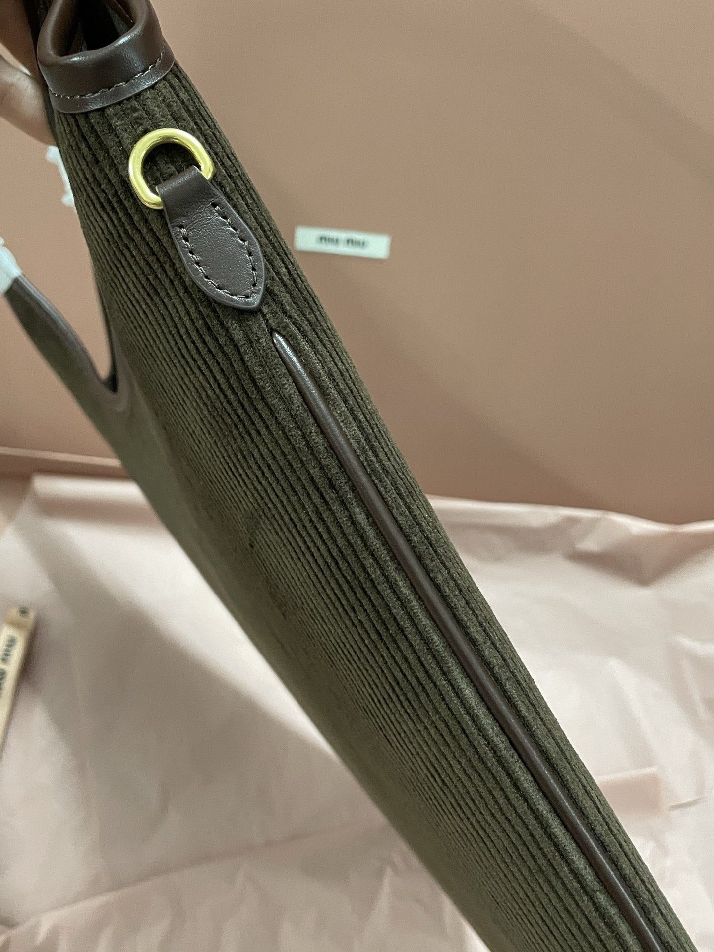 Miu Miu ハンドバッグ | コンパクト | ローズグリーン - 画像 3