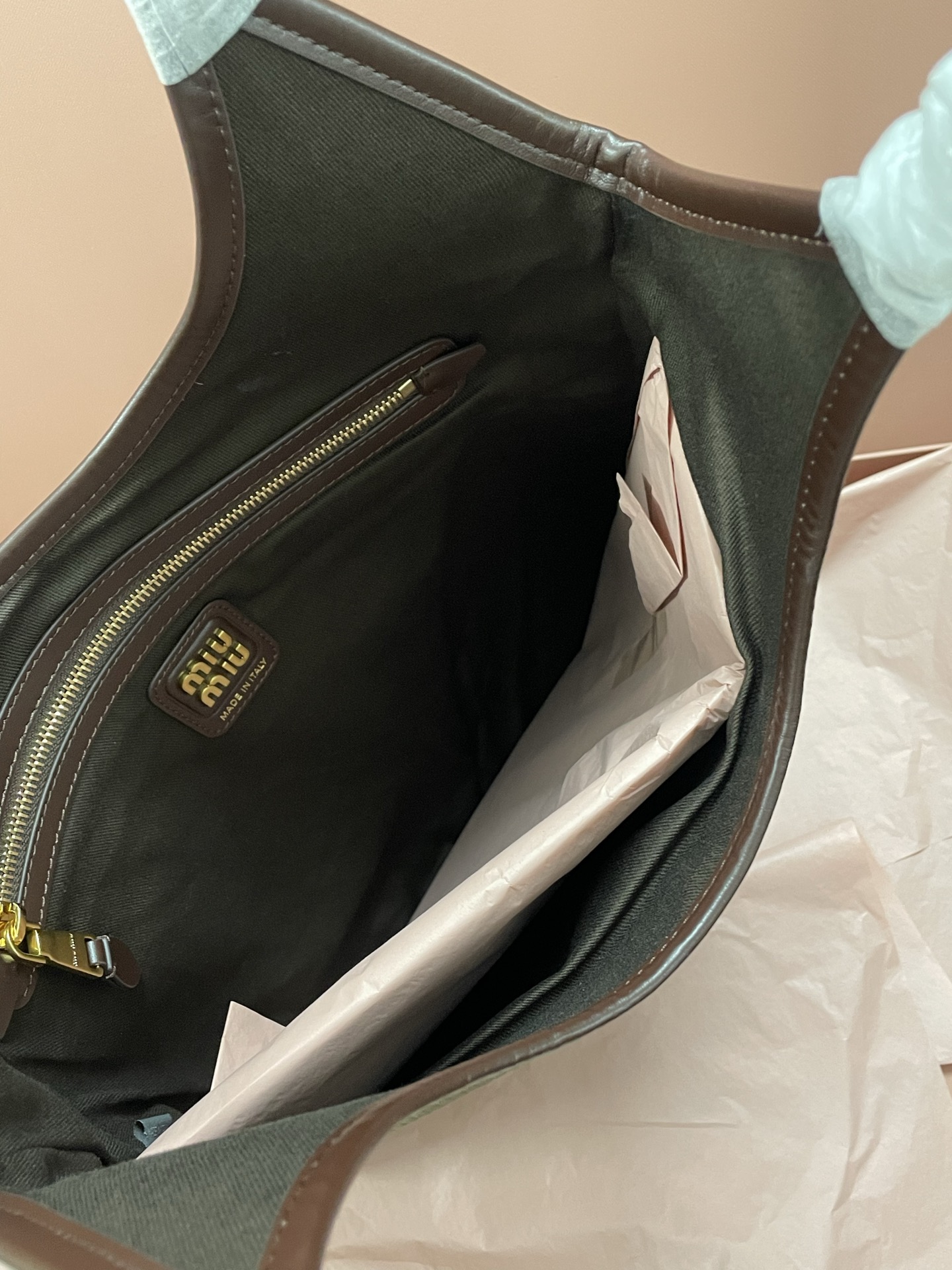 Miu Miu ハンドバッグ | コンパクト | ローズグリーン - 画像 5