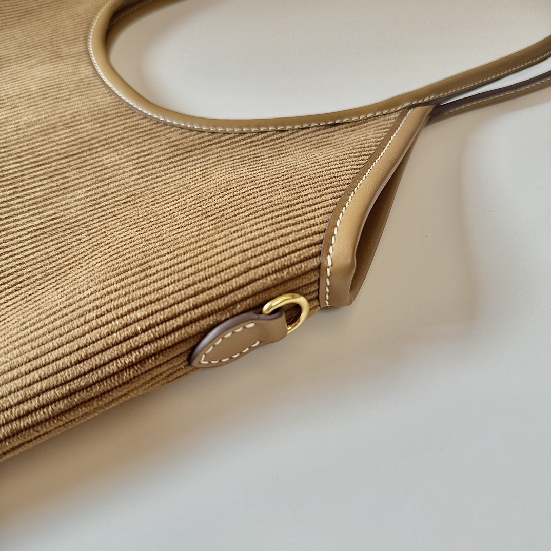 Miu Miu ハンドバッグ | コンパクト|ベージュ - 画像 6
