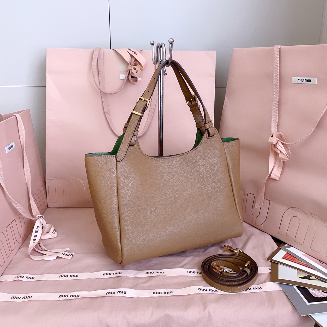 Miu Miu ハンドバッグ | グリーンライニング | ナチュラルベージュ - 画像 3