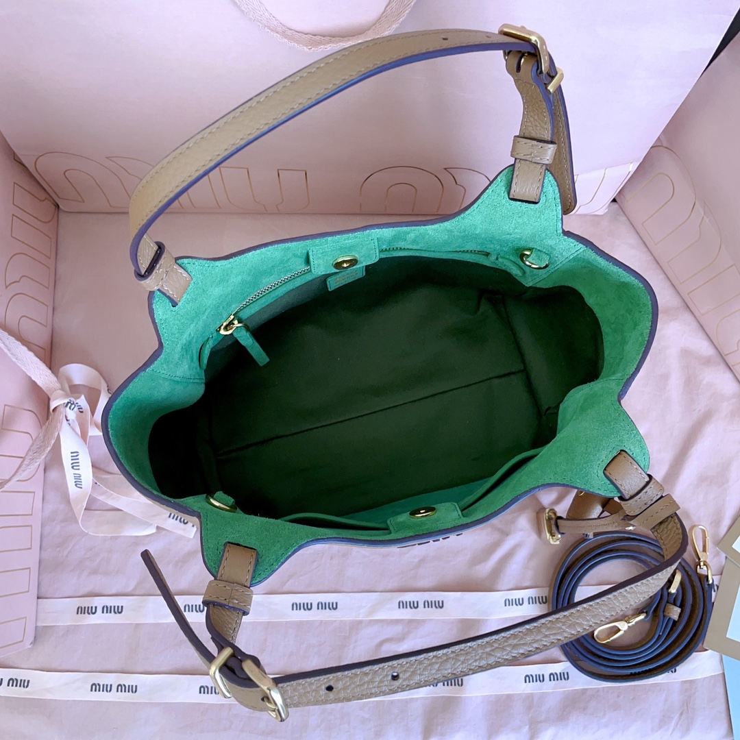 Miu Miu ハンドバッグ | グリーンライニング | ナチュラルベージュ - 画像 8