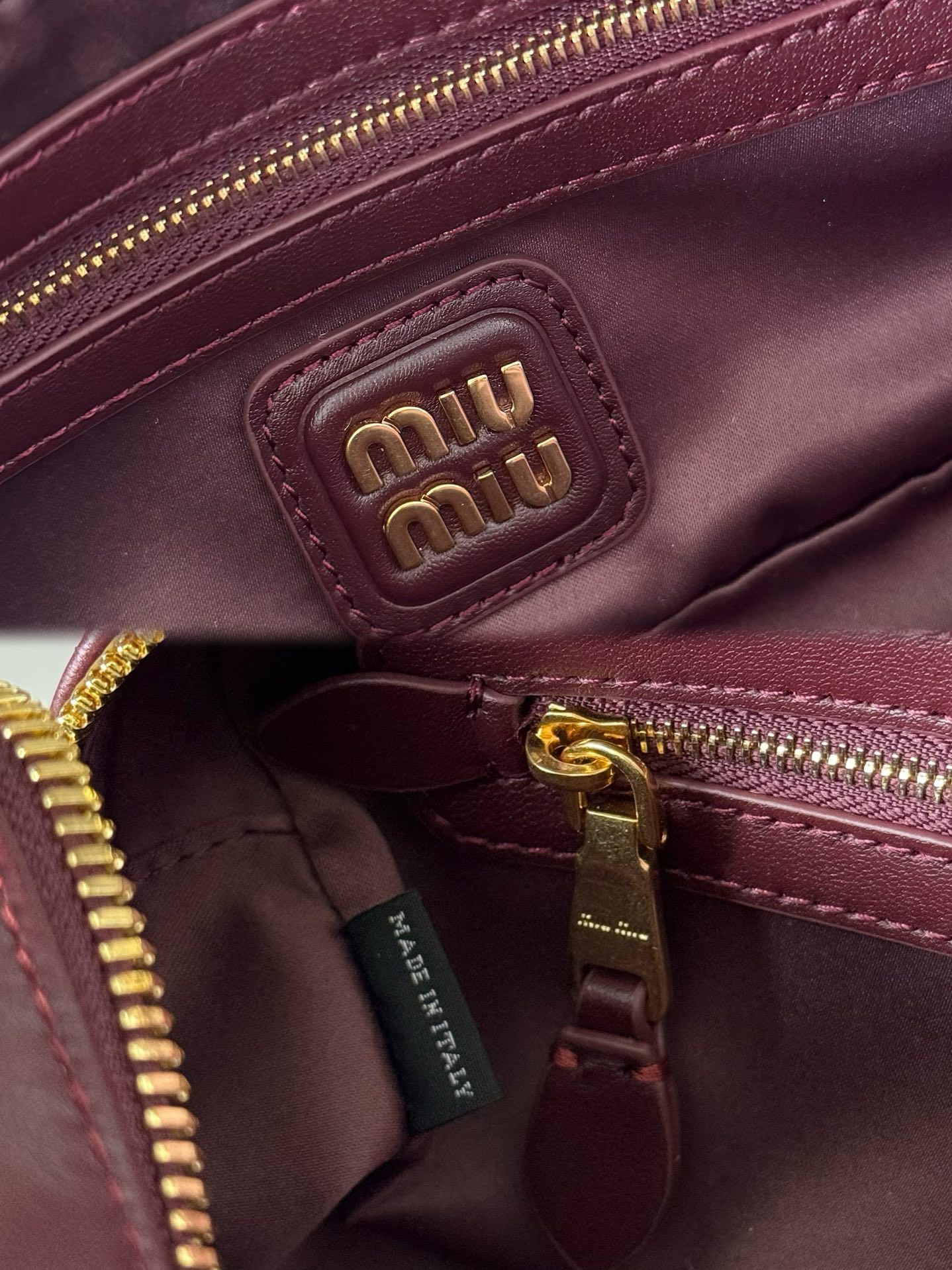 Miu Miu レザー キャディバッグ プレミアム ブラウン - 画像 9