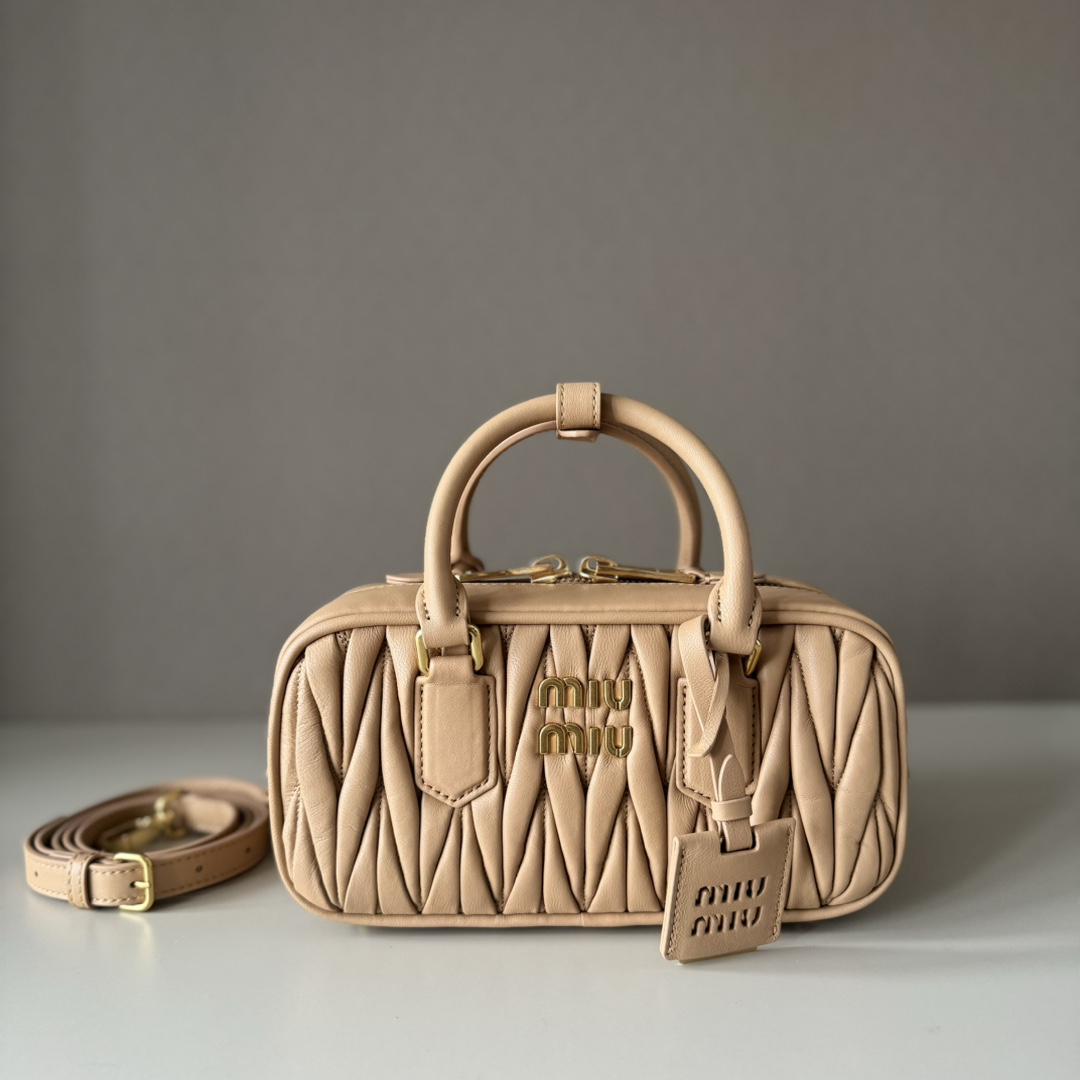 Miu Miu ミュウミュウ レディース バッグ ミニボストン レザー カーキ