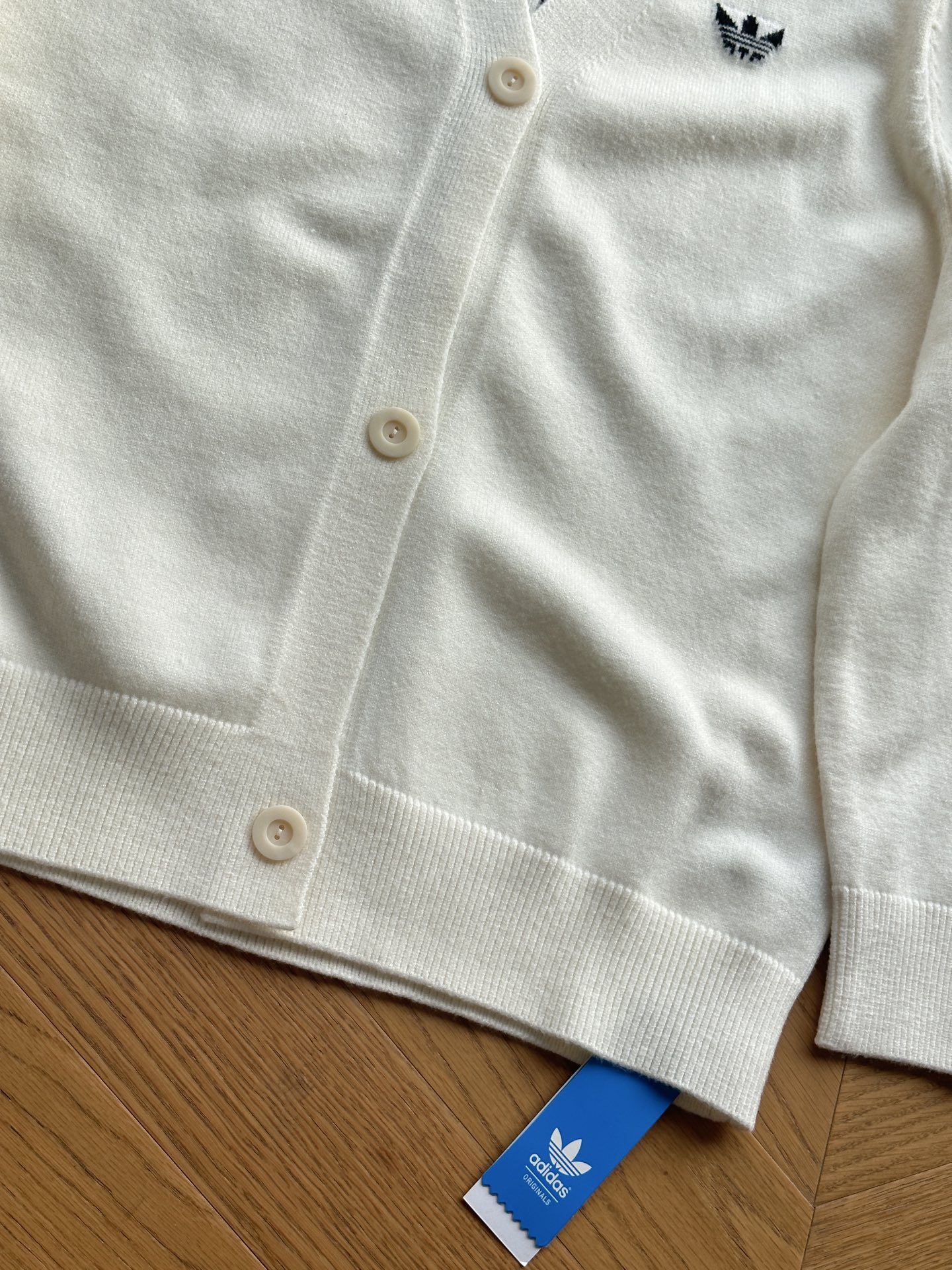 adidas カーディガン レディース 3ストライプス ロゴ刺繍 ミニサイズ ブラック ホワイト キャンバス - 画像 4