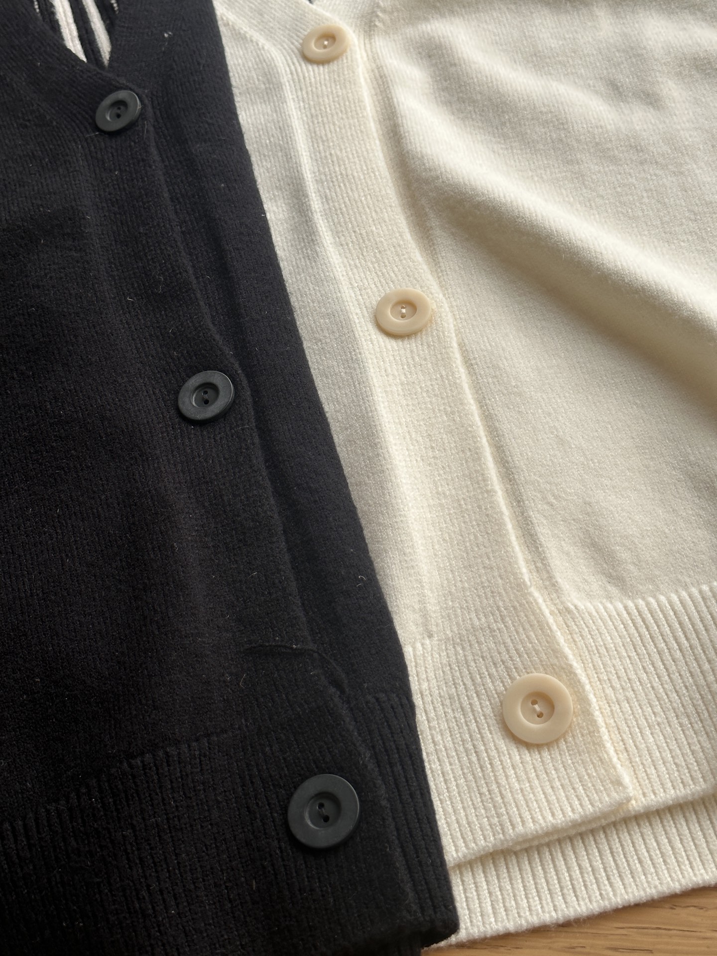 adidas カーディガン レディース 3ストライプス ロゴ刺繍 ミニサイズ ブラック ホワイト キャンバス - 画像 5