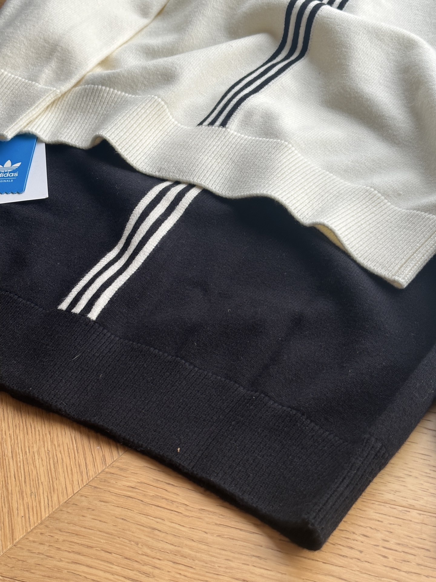 adidas カーディガン レディース 3ストライプス ロゴ刺繍 ミニサイズ ブラック ホワイト キャンバス - 画像 9