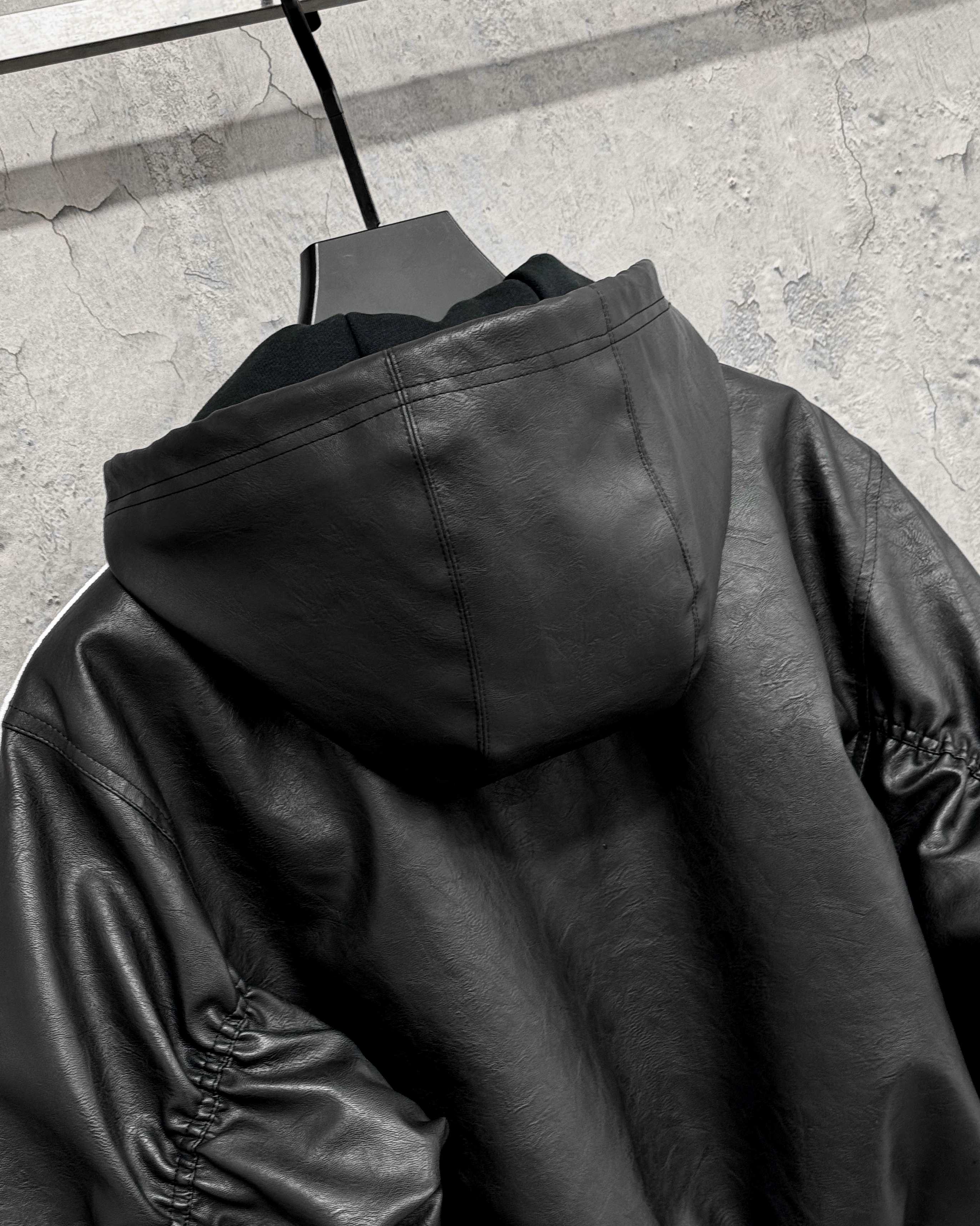 adidas ジャケット バンブーコート 2WAY ファッション性高め ブラックレザー - 画像 7